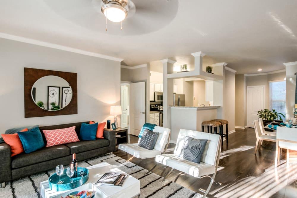 Meridian Luxury Apartment Homes Image 1