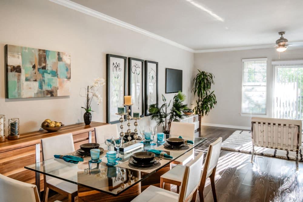 Meridian Luxury Apartment Homes Image 6