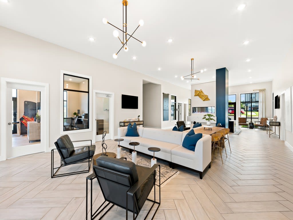 Elevate at Topside Image 9