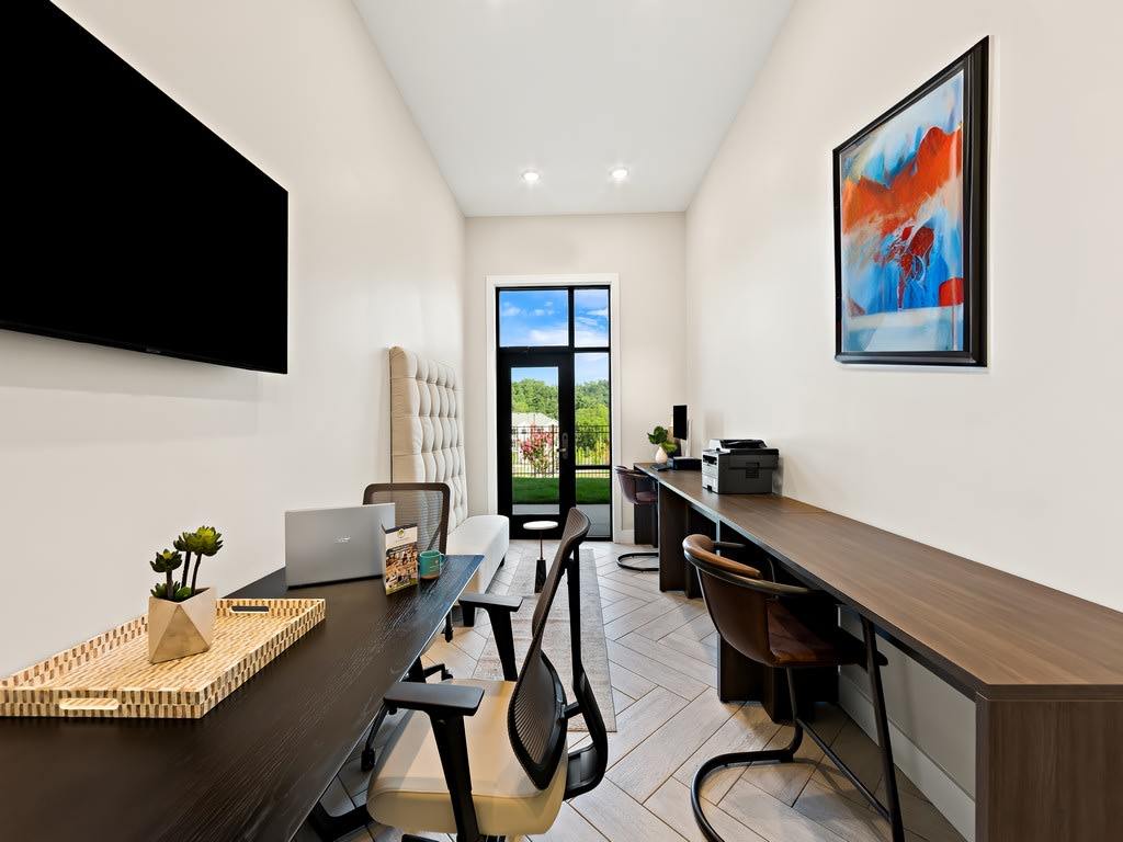 Elevate at Topside Image 11