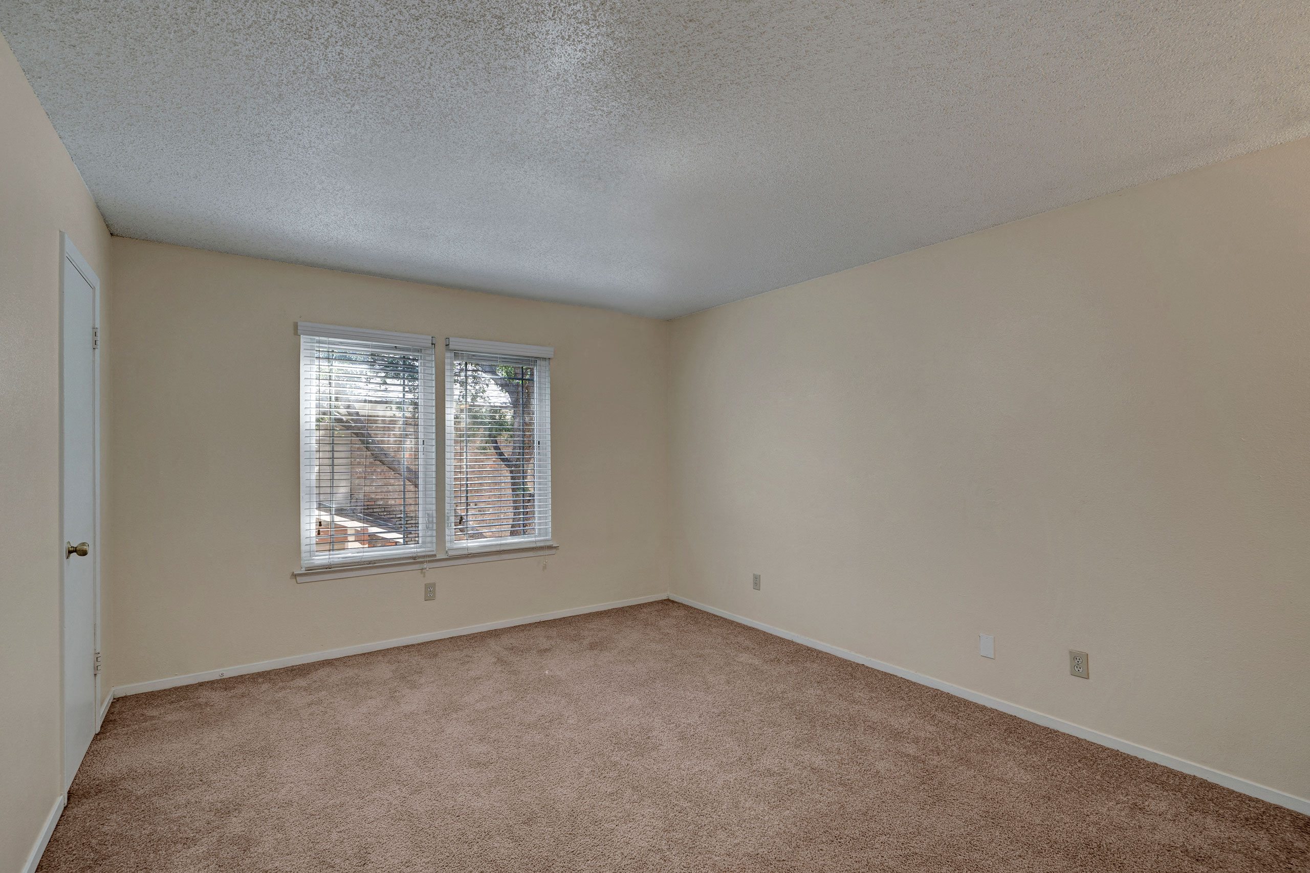 Summertree Place Bedroom