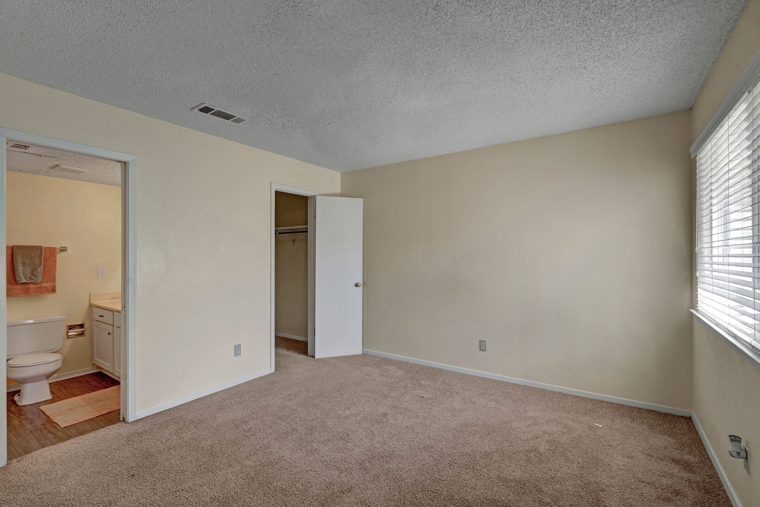 Summertree Place Bedroom