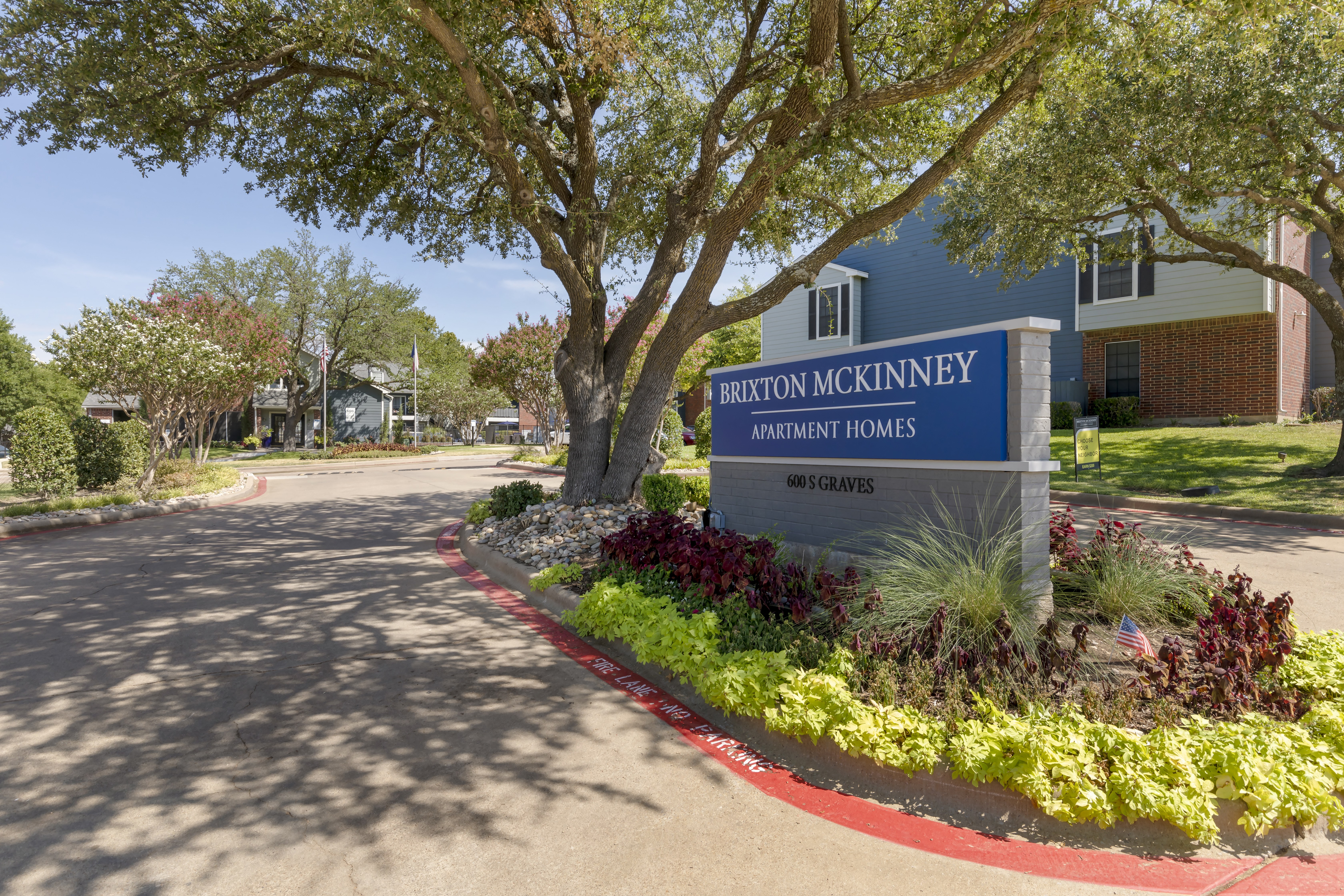 Brixton McKinney Apartments Image 6