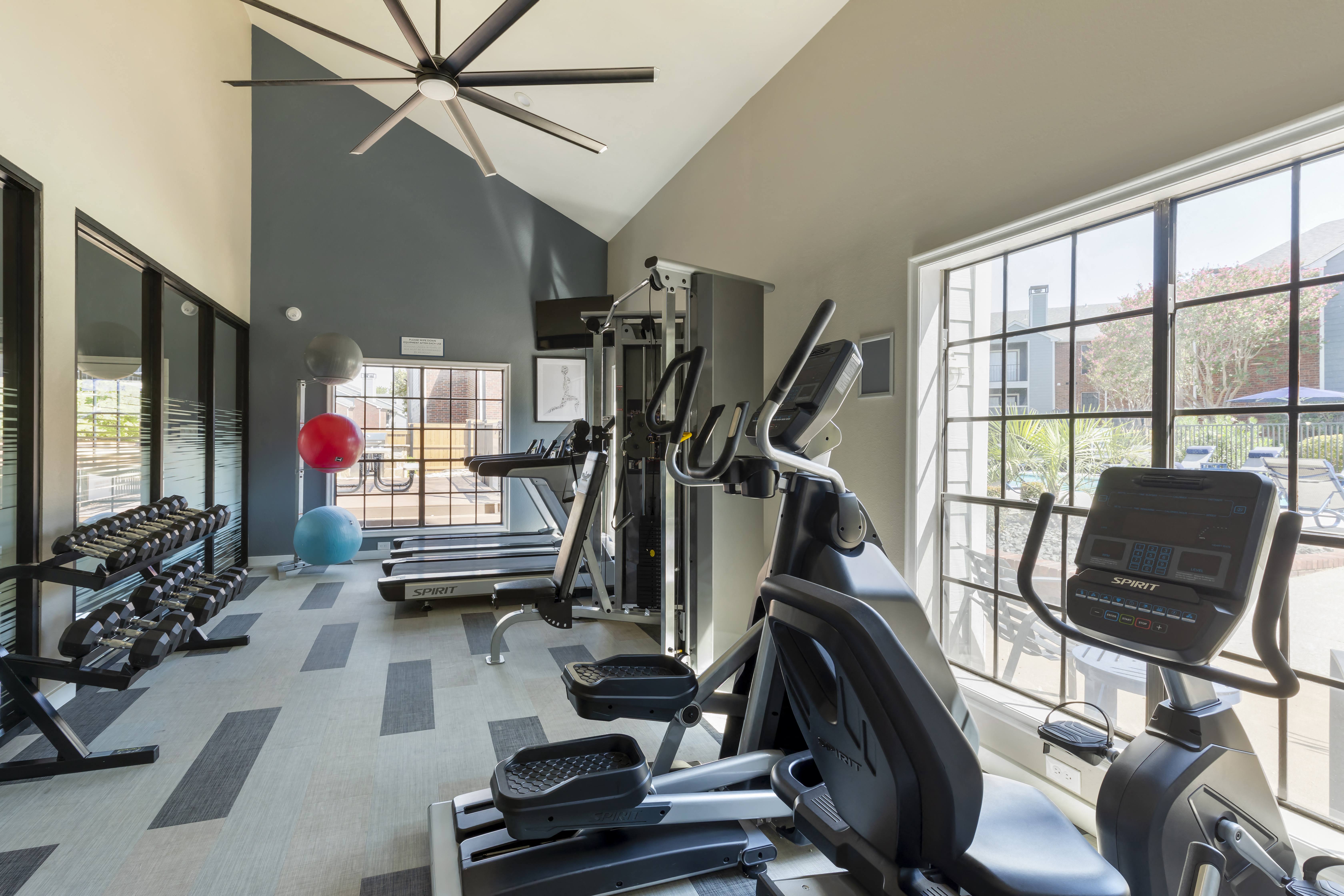 Brixton McKinney Apartments Image 3