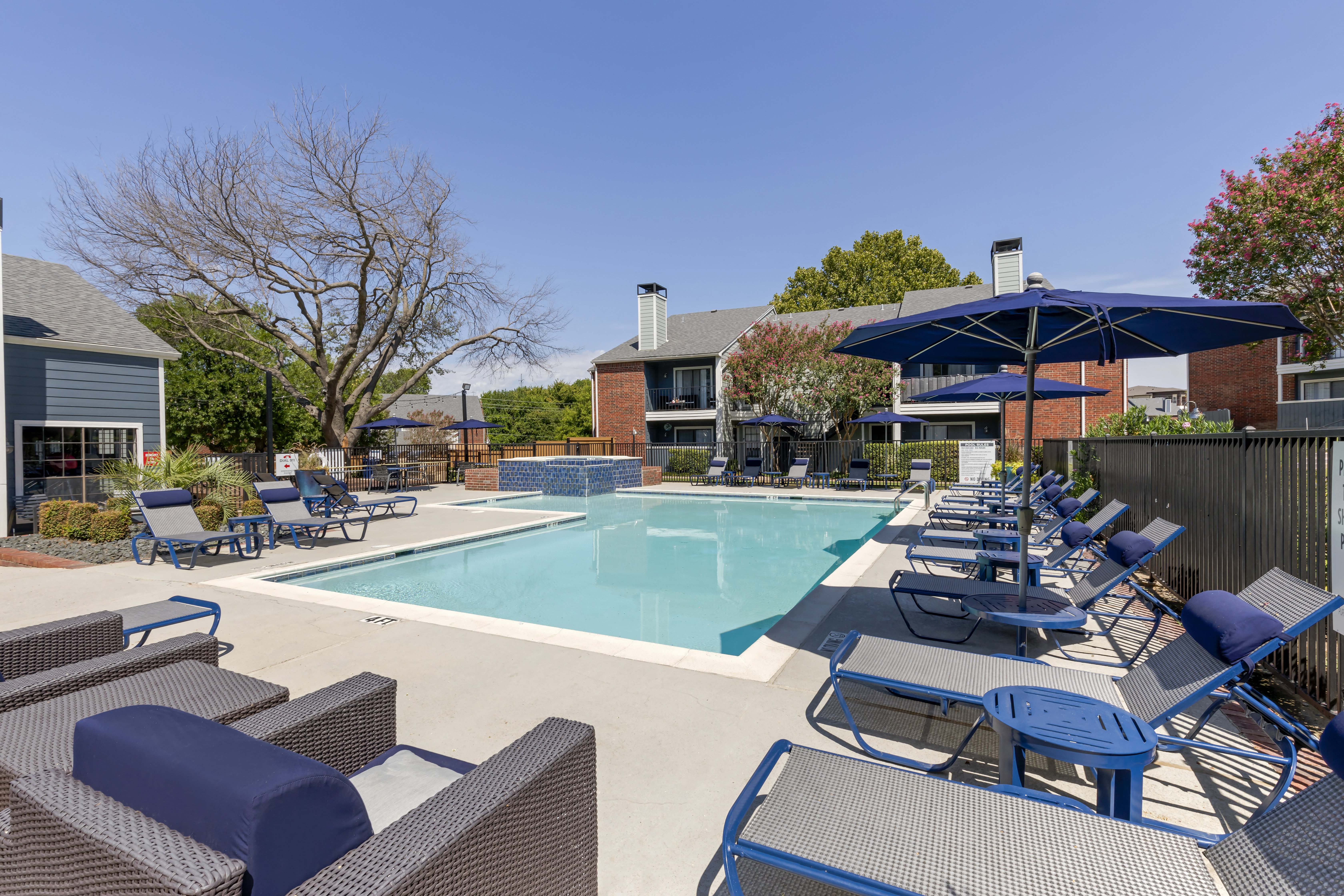 Brixton McKinney Apartments Image 5
