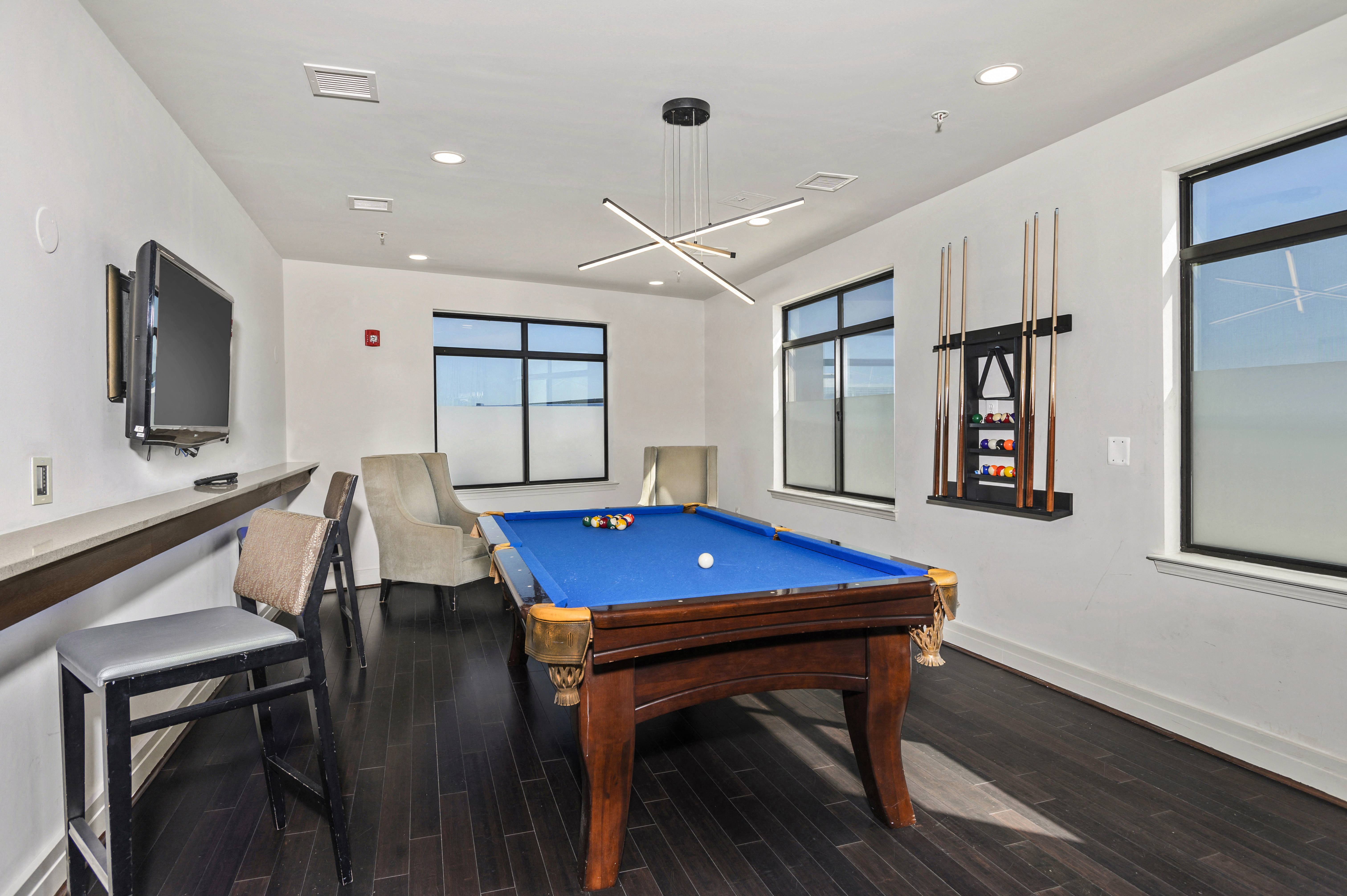 Crystal City Lofts Apartments Crystal City Lofts Apartments