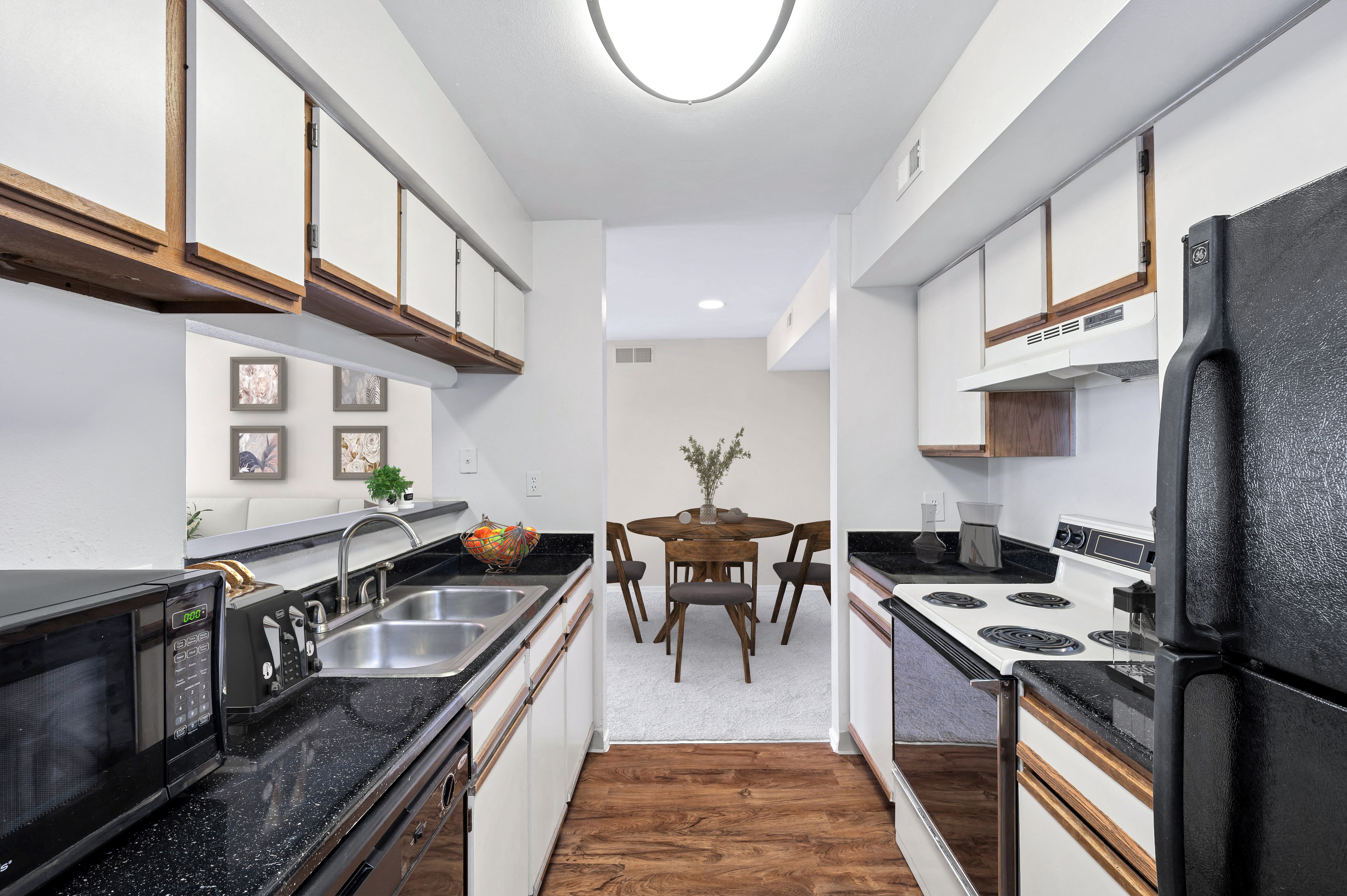 Kitchens with plenty of storage Kitchens with plenty of storage