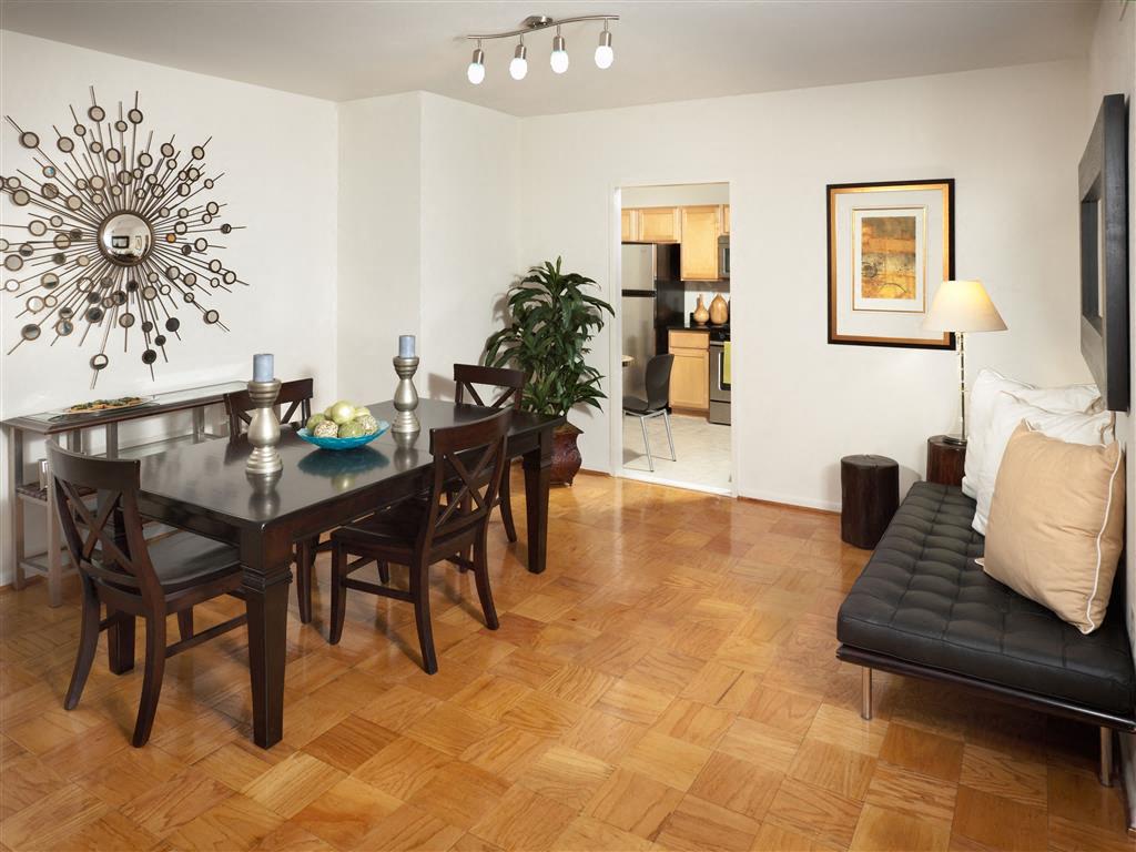 Dining Area Dining Area