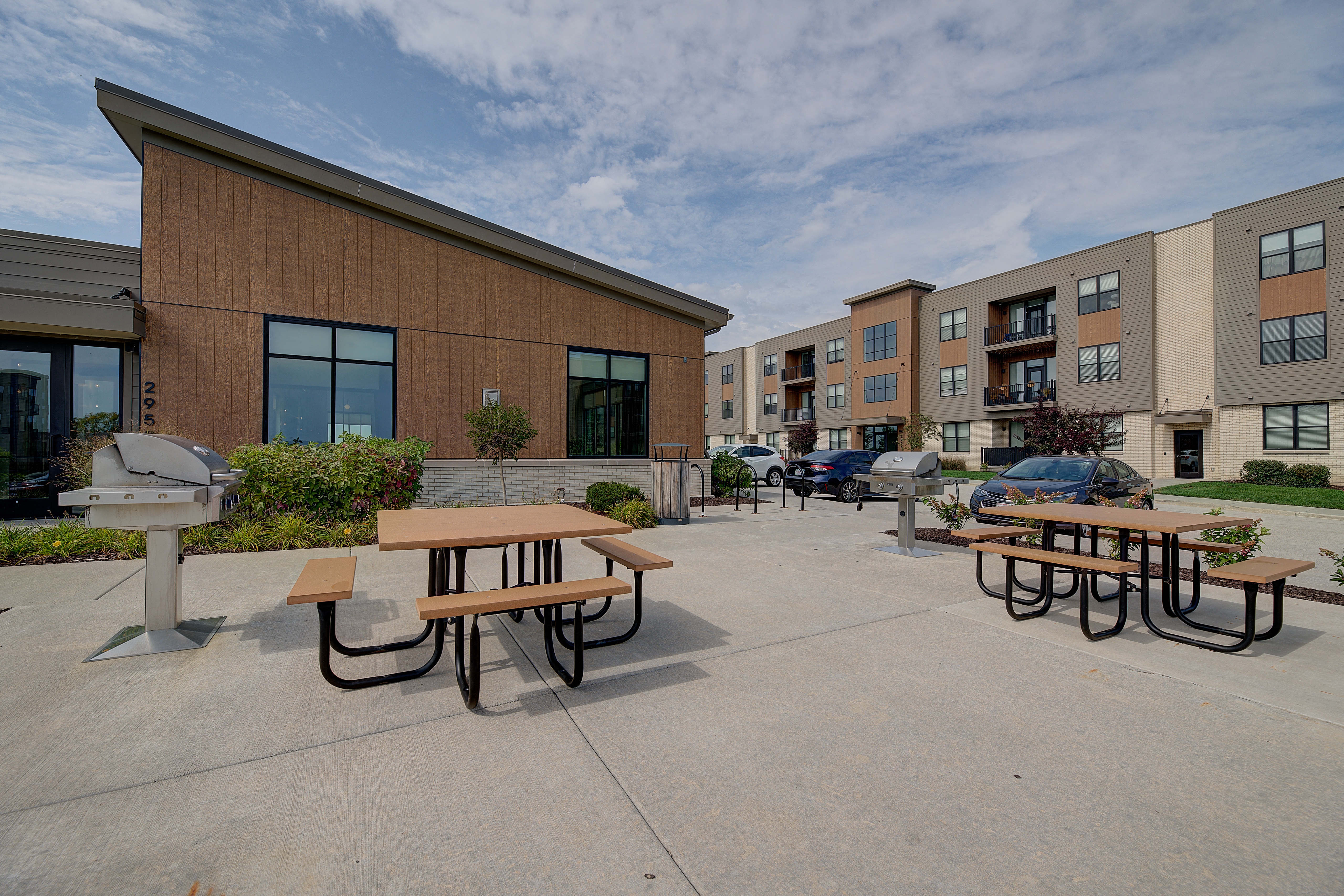 Statesman Apartments Image 28