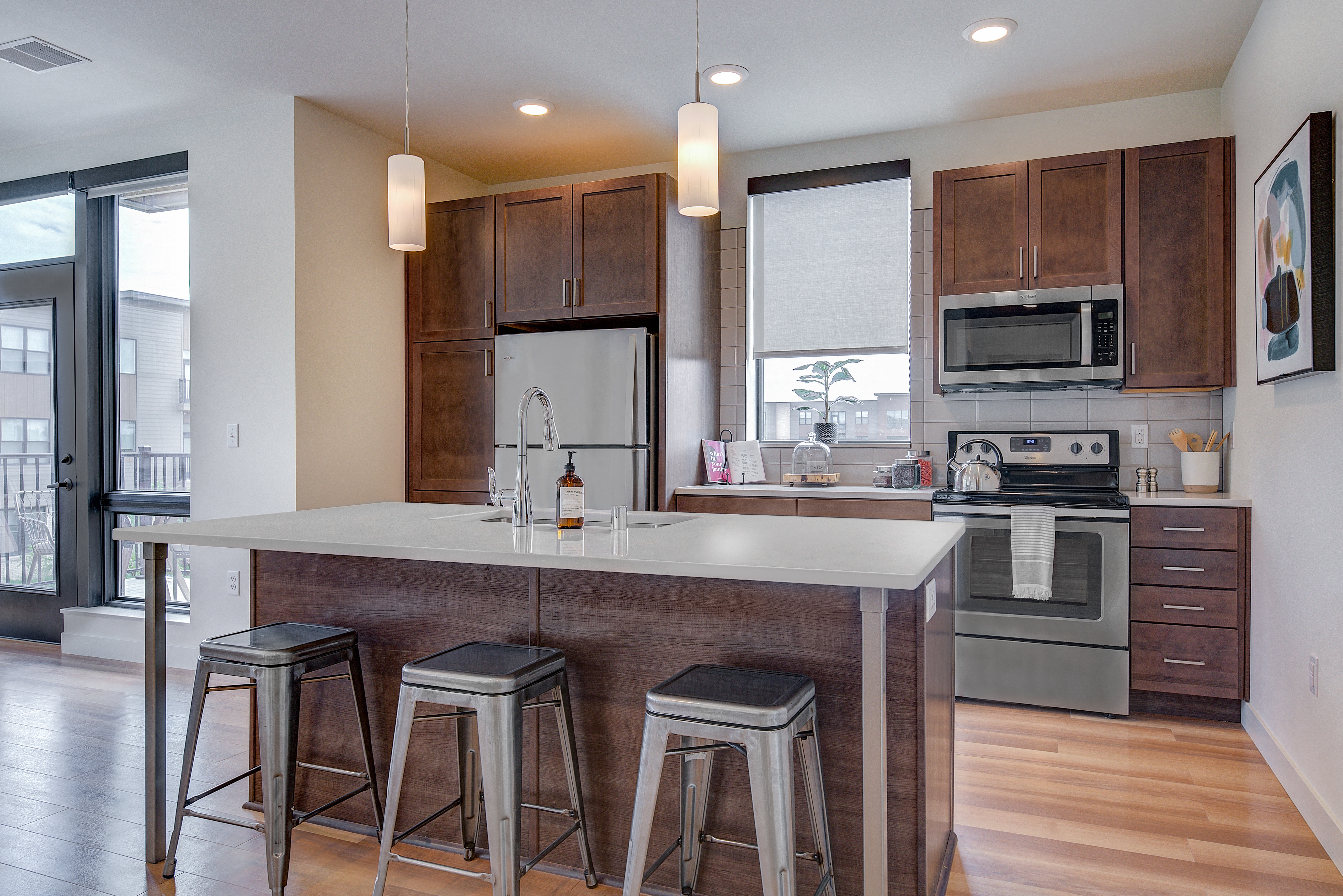 Statesman Apartments Image 6