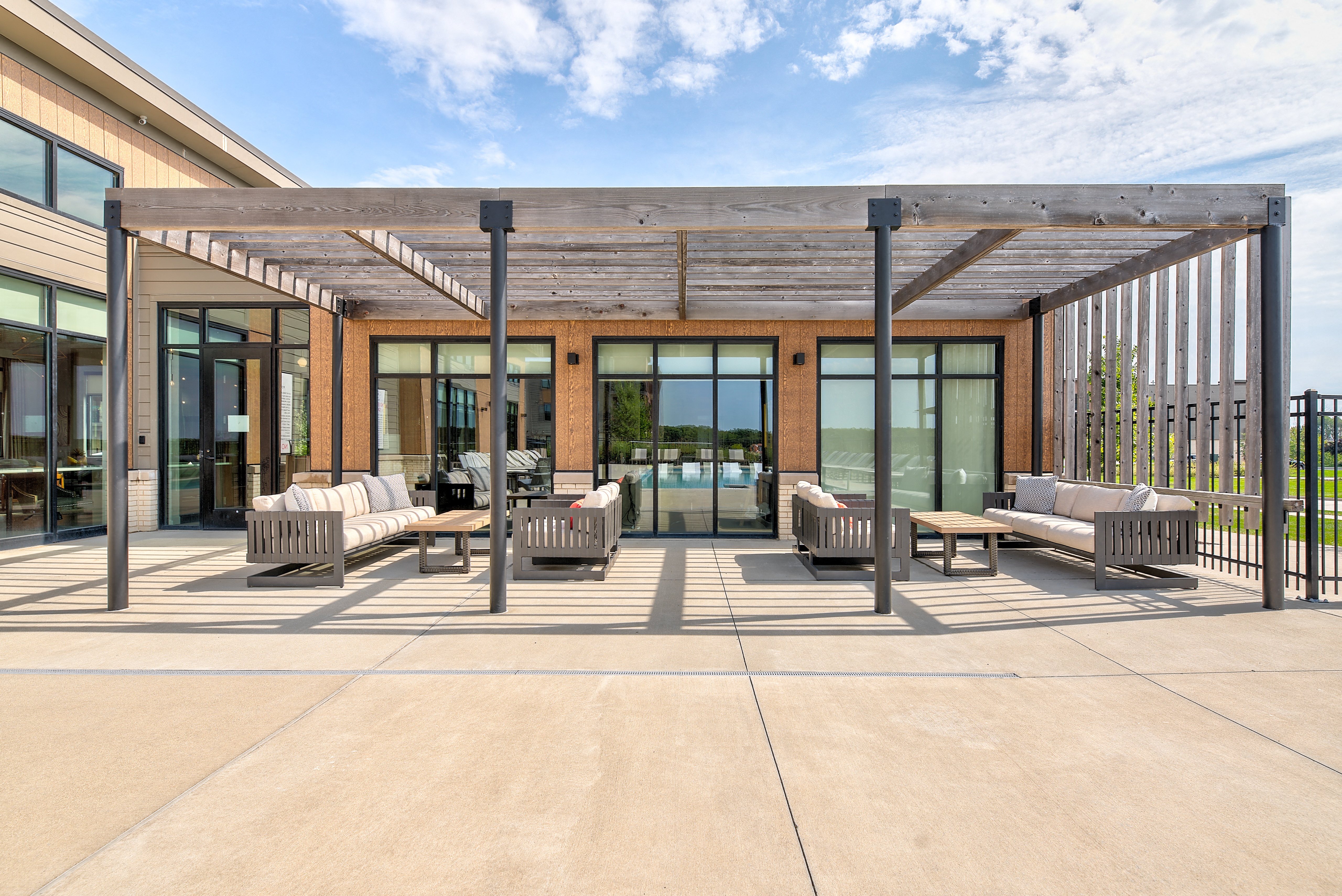 Statesman Apartments Image 33