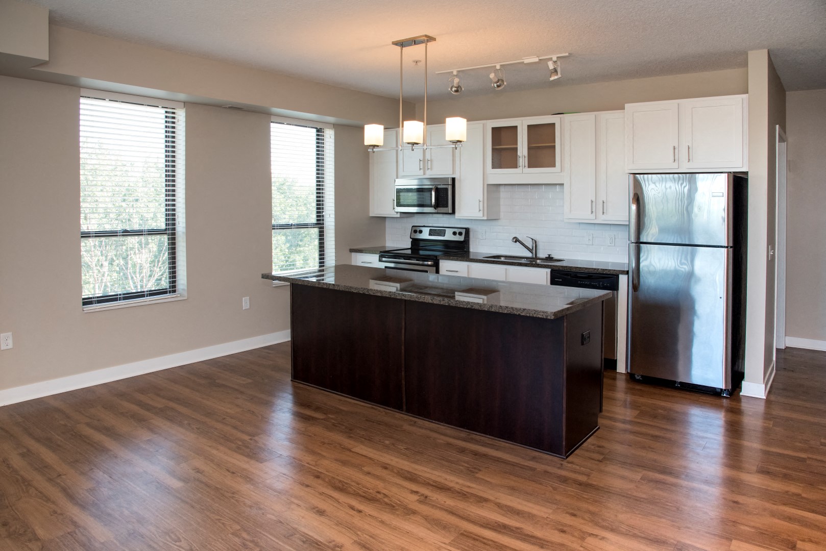 2-BR Cerulean