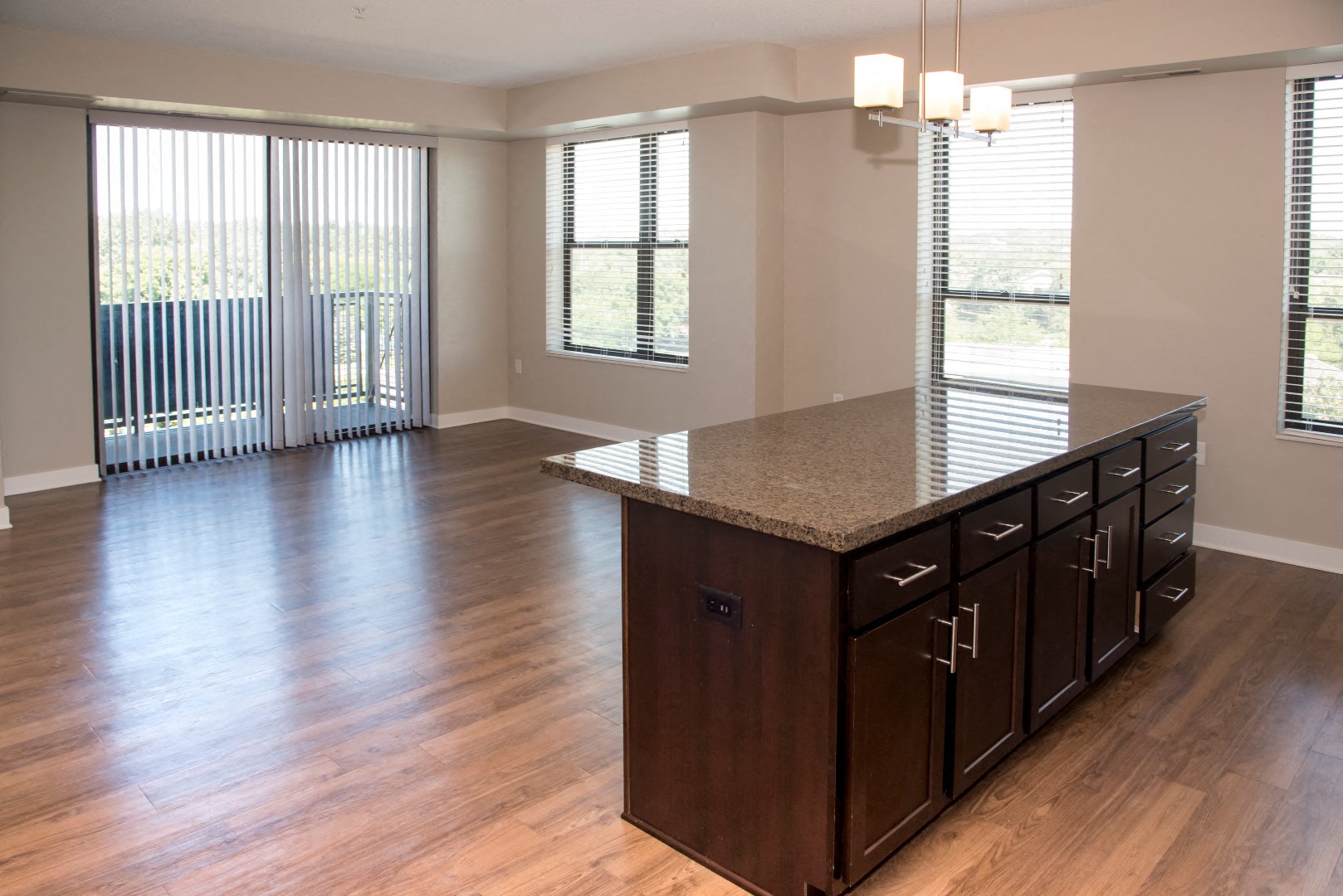 2-BR Cerulean