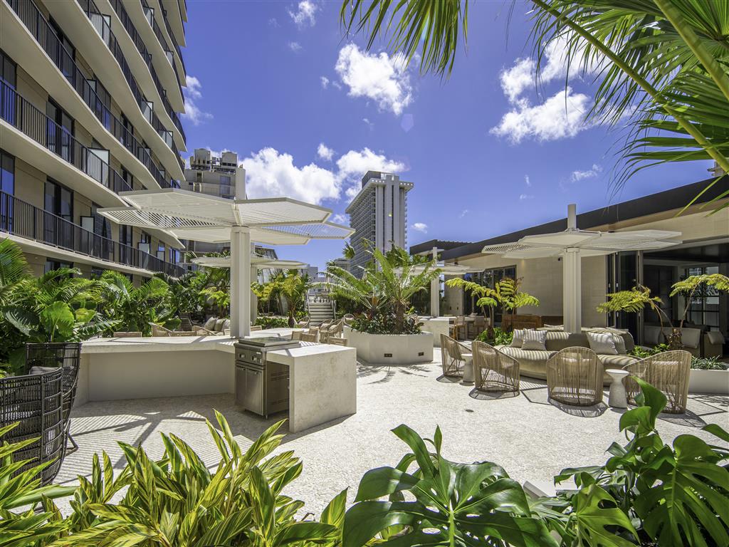 Lilia Waikiki 2
