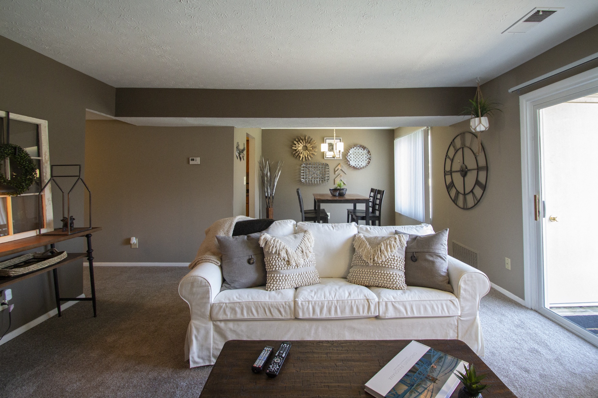 Deer Hill Image 44