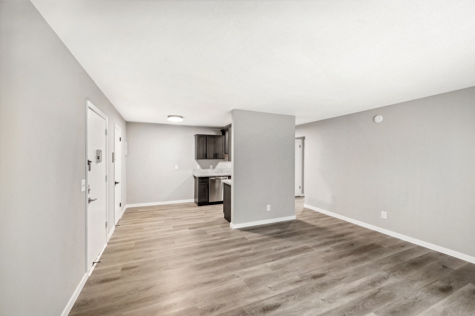 Point 47 Apartments (3601) Image 31