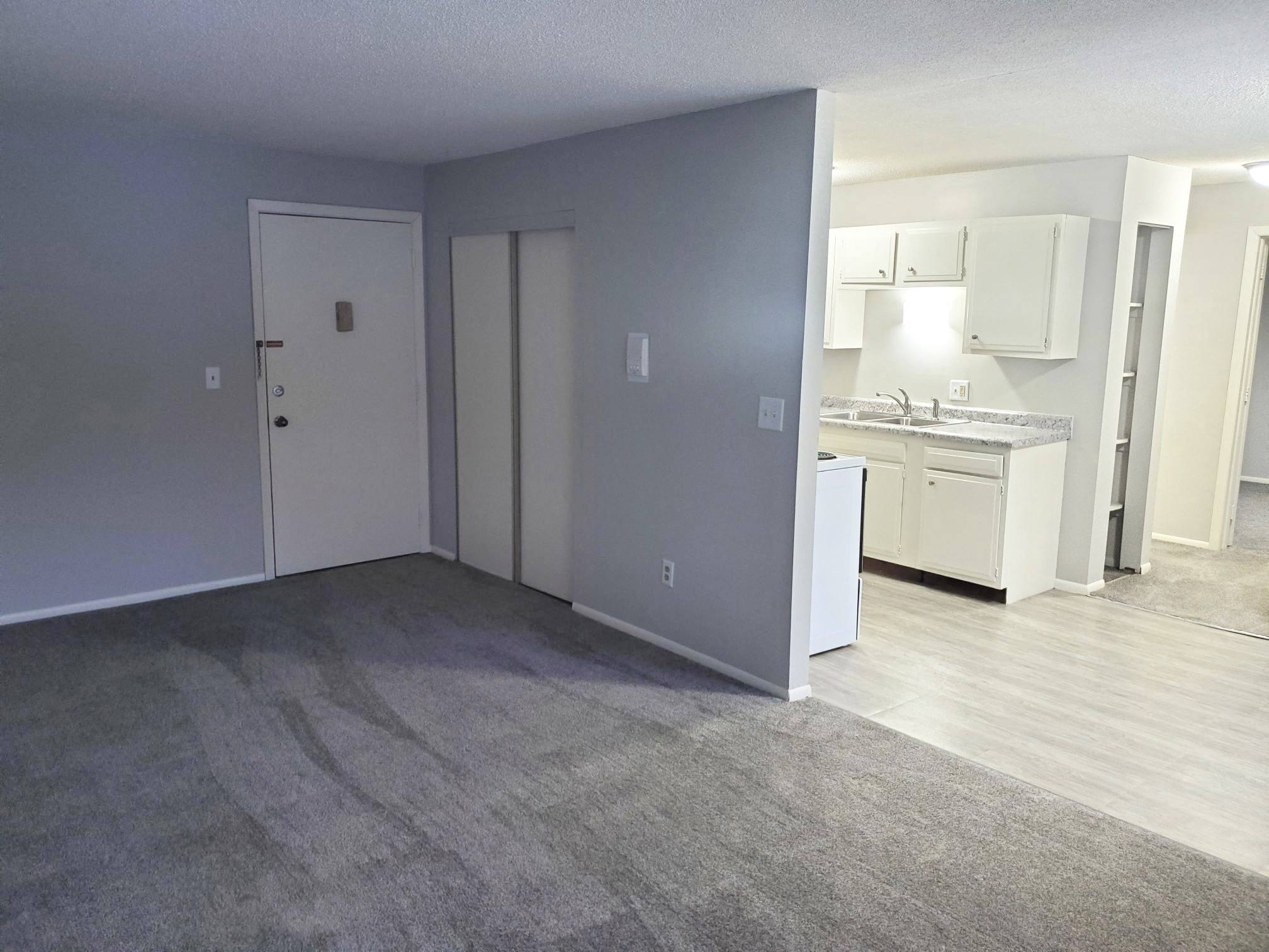 10 Pointe Apartments Image 3