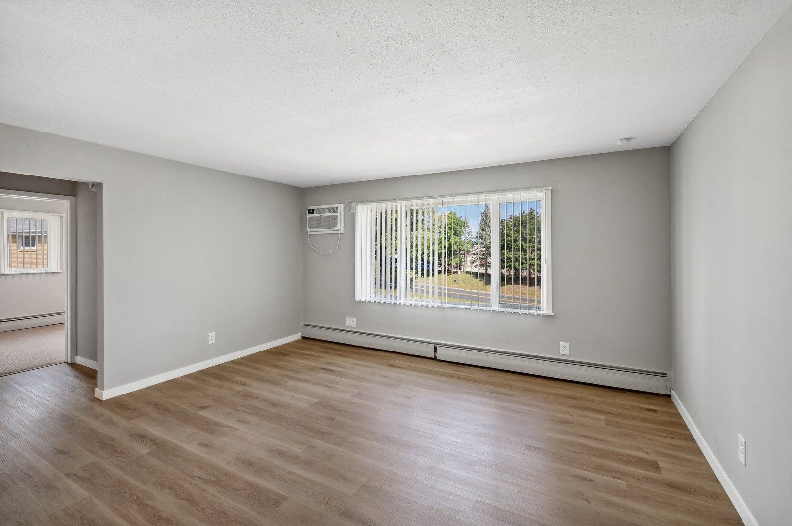 Point 47 Apartments (3601) Image 12