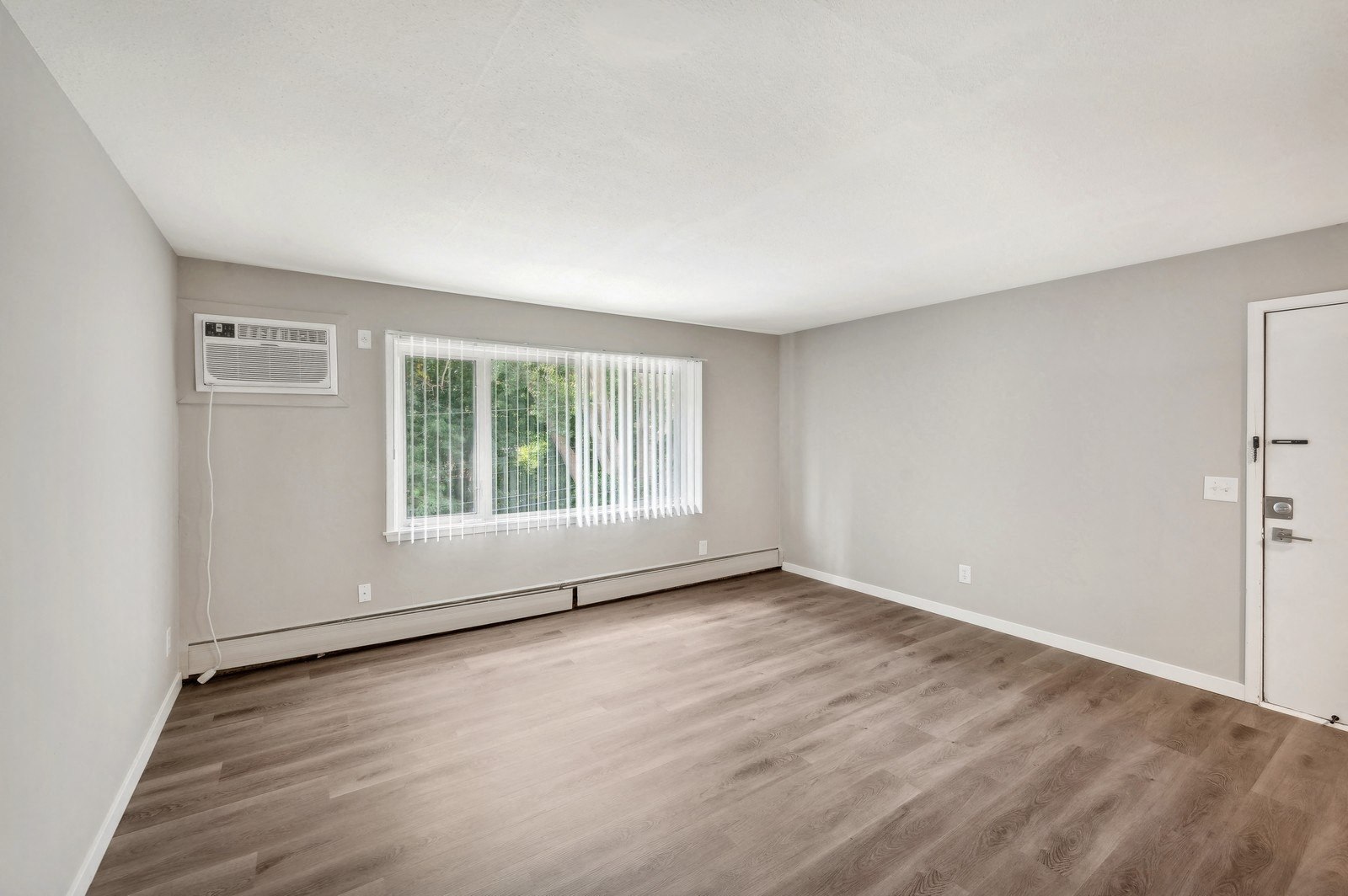 Point 47 Apartments (3601) Image 34