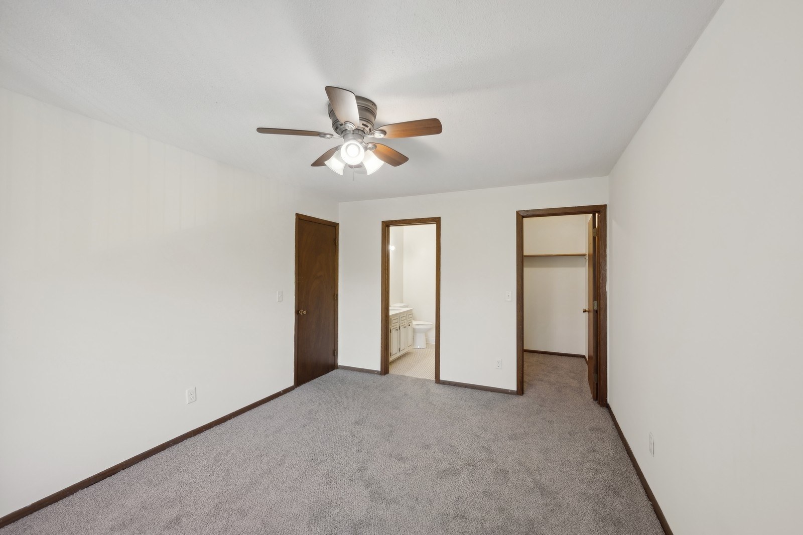 Edina Manor Apartments Image 43