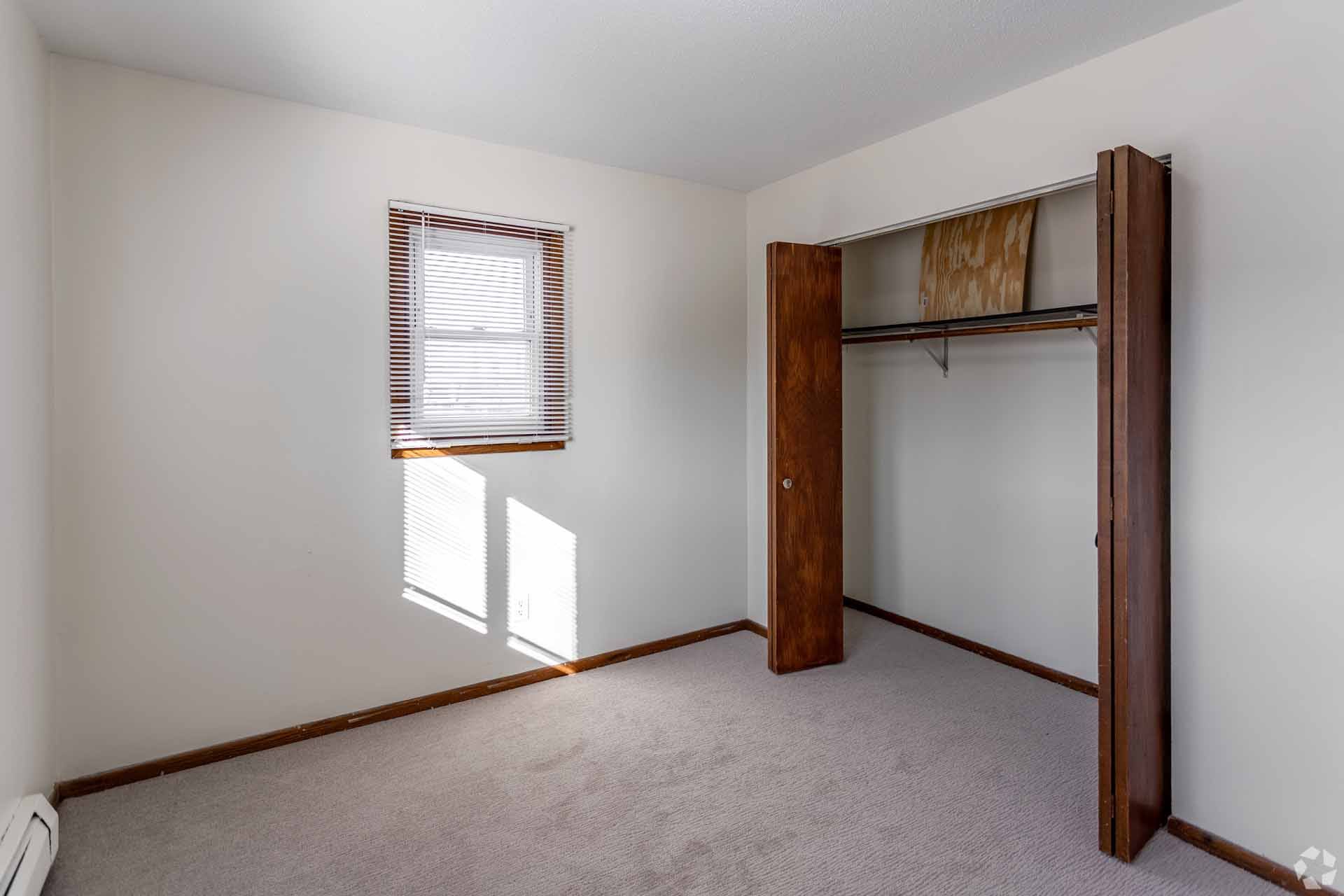 Spring Lake Park Apartments Image 18