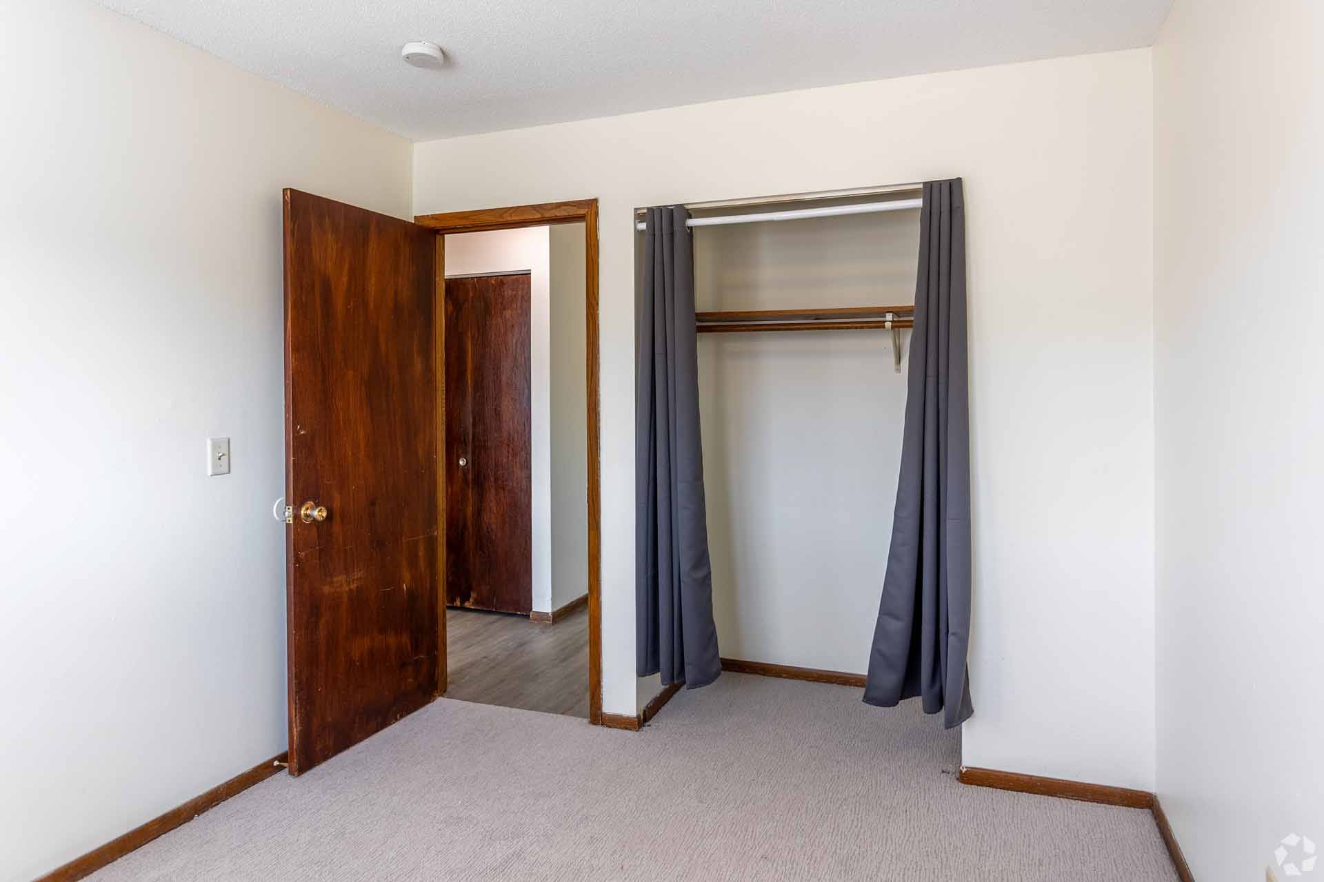 Spring Lake Park Apartments Image 19