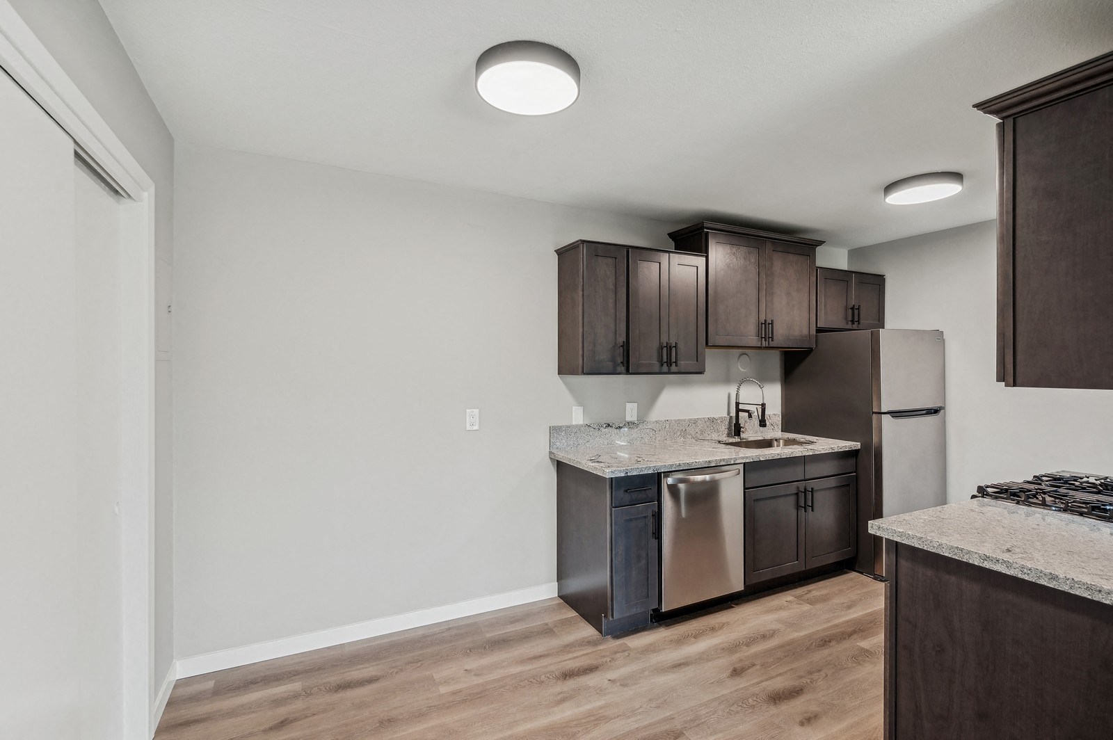 Point 47 Apartments (3601) Image 8