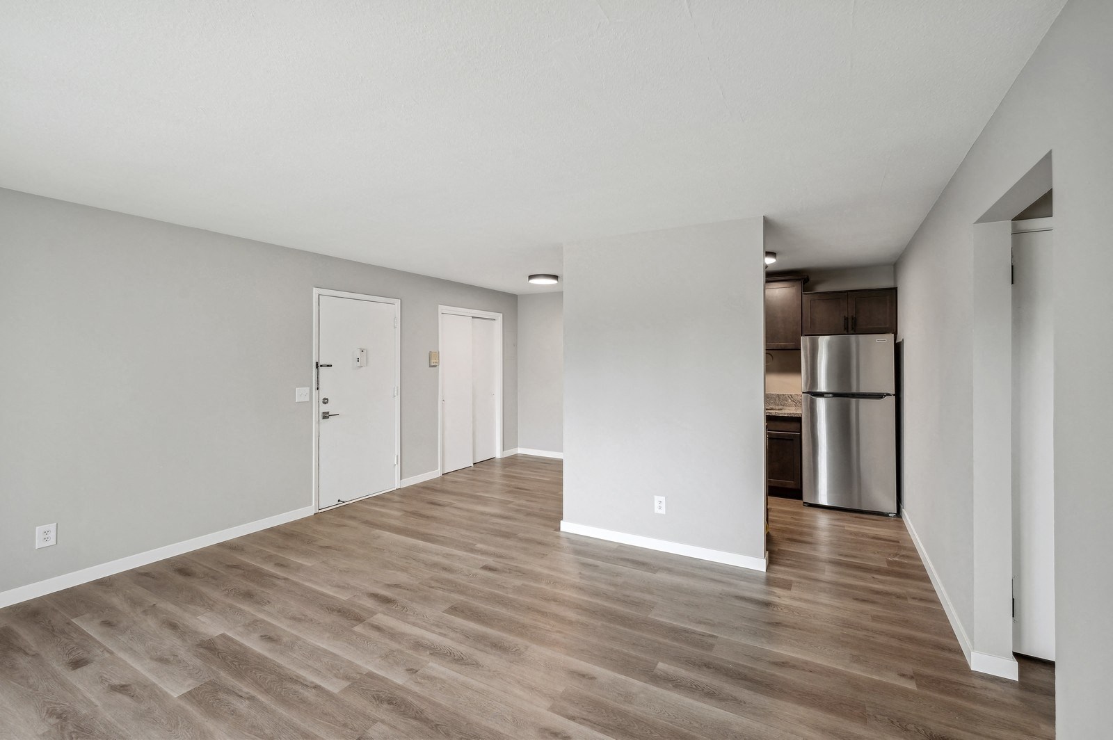 Point 47 Apartments (3601) Image 13