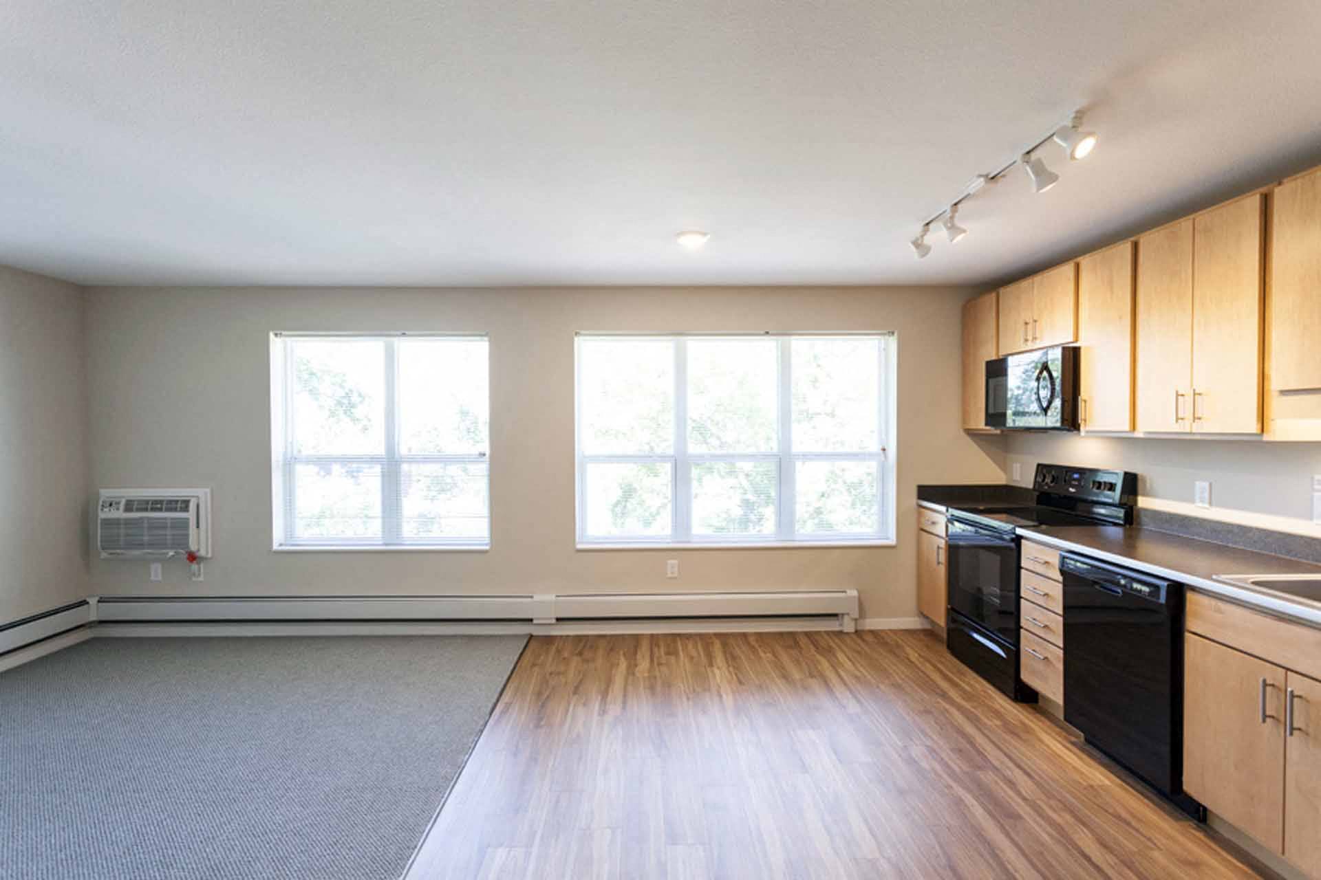 Eastside 1256 Image 3