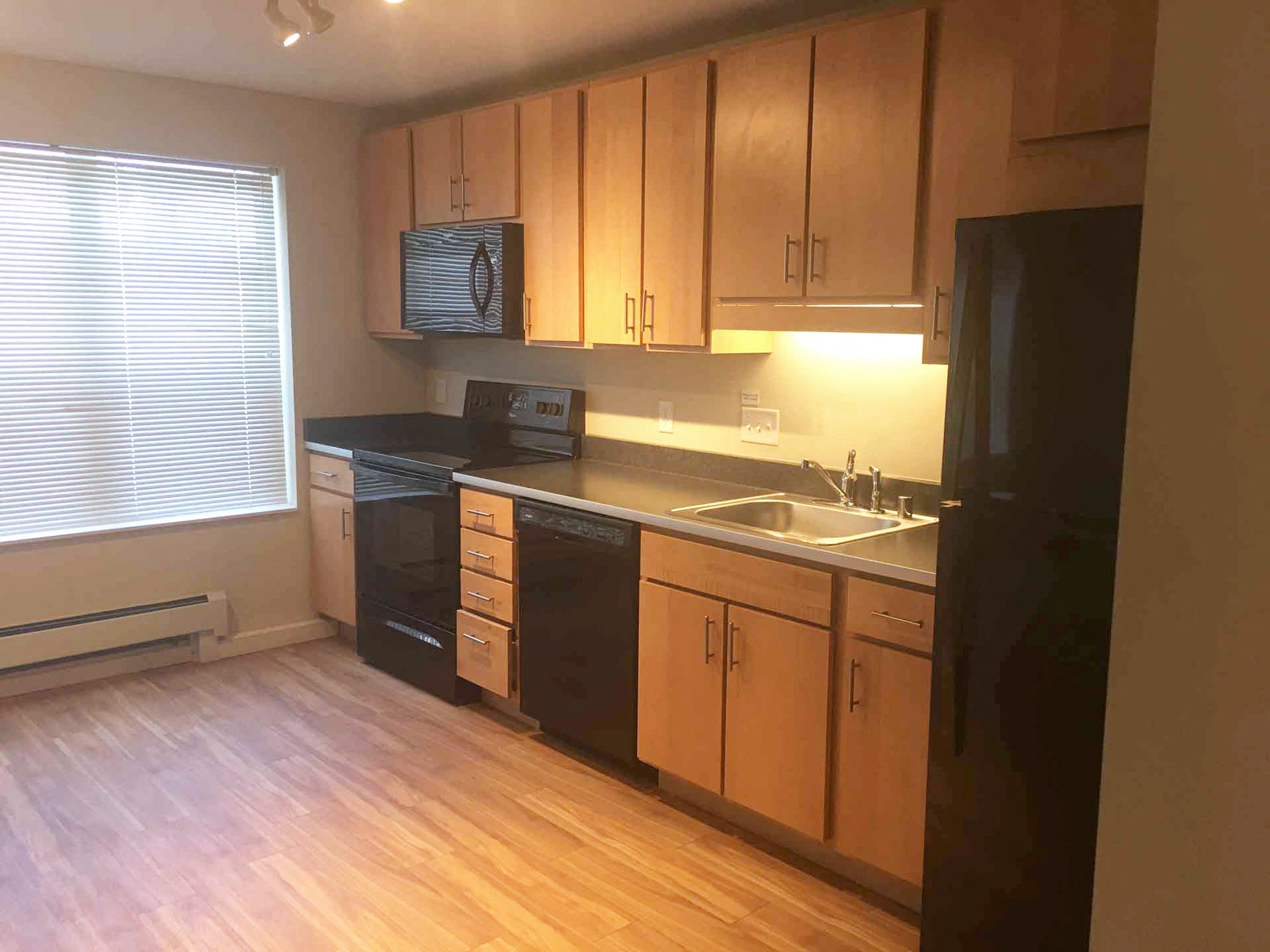 Eastside 1256 Image 15