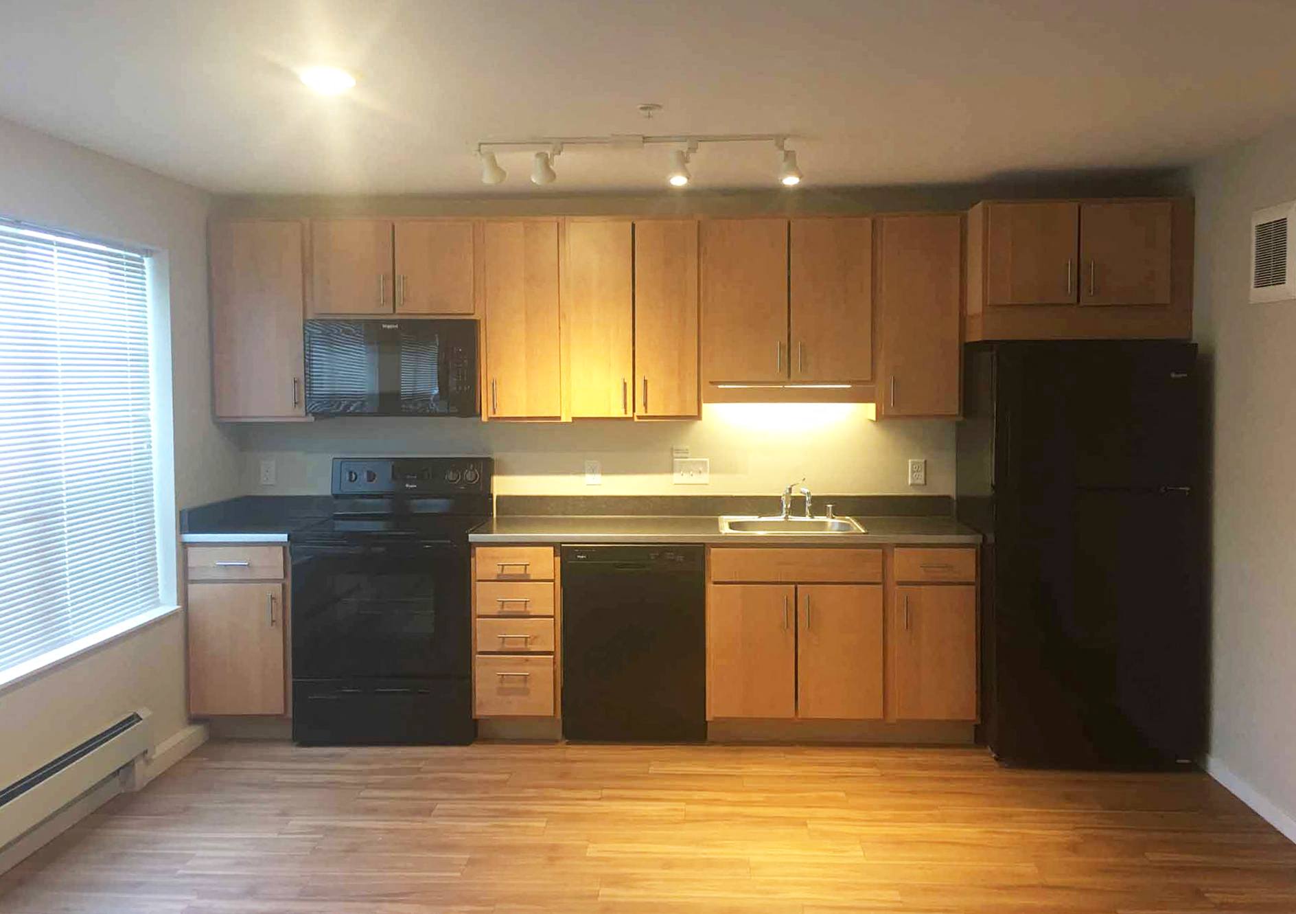 Eastside 1256 Image 18