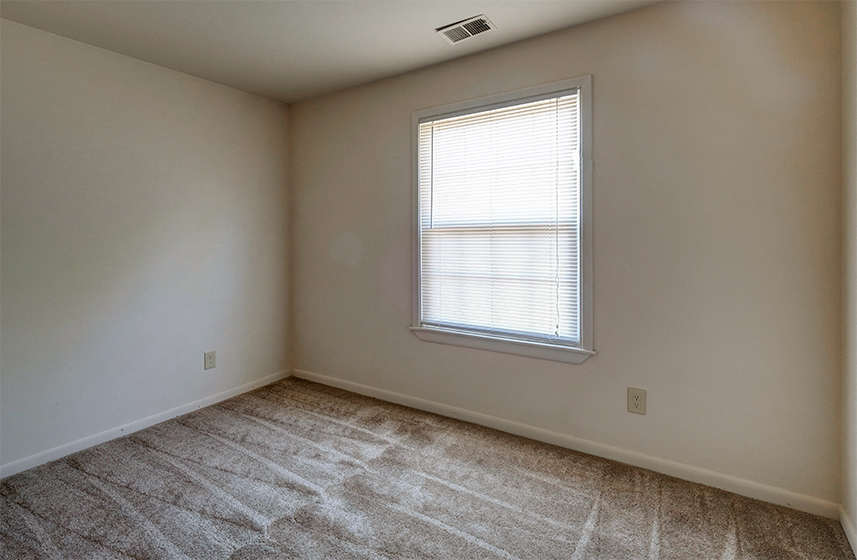 Guest Bedroom at Briarwood Columbus