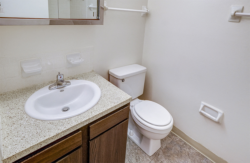 Townhome Bathroom at The Woods of Eagle Creek