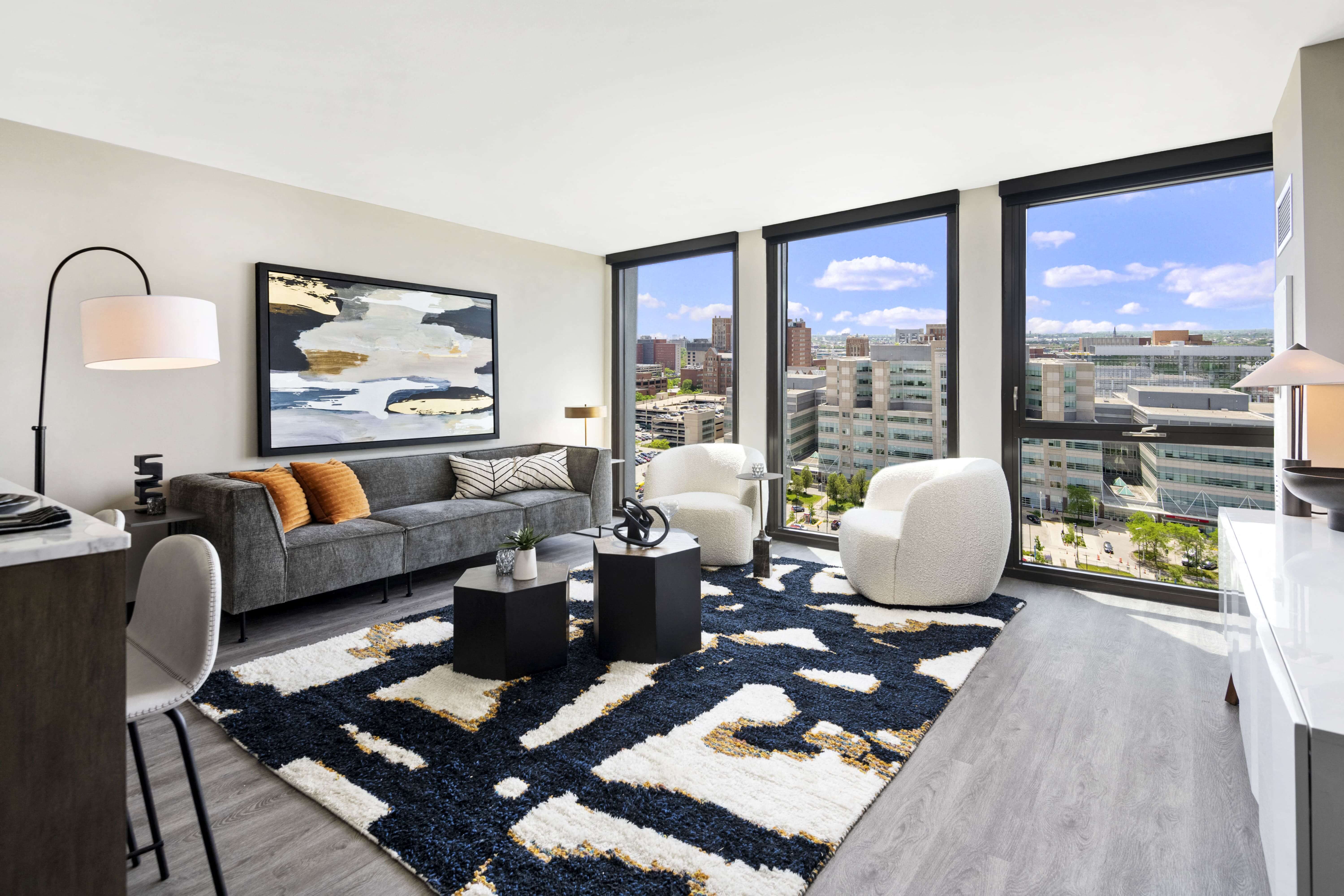 Atrio Apartments Image 3