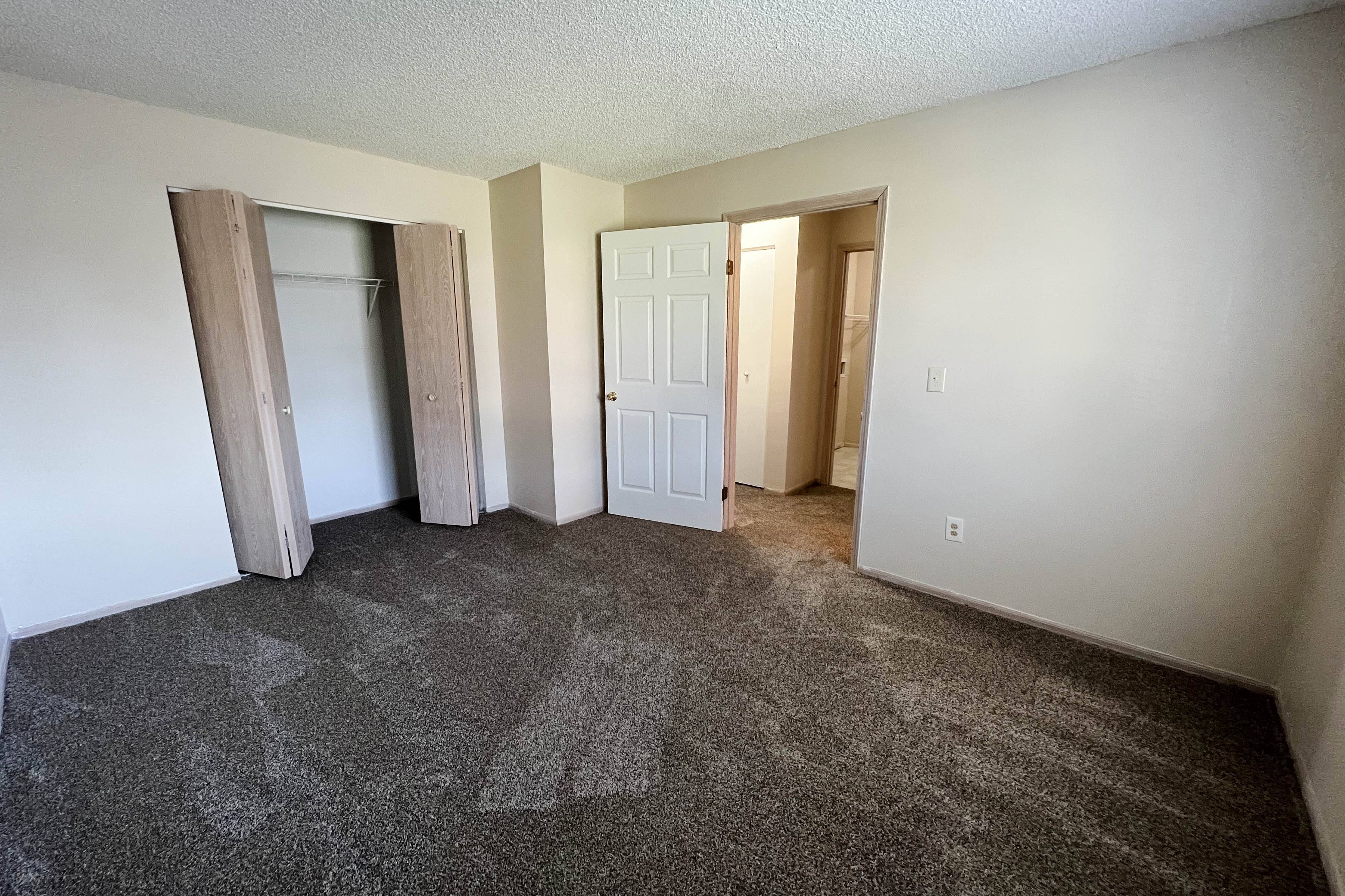 Eagle Crest Apartments Image 57