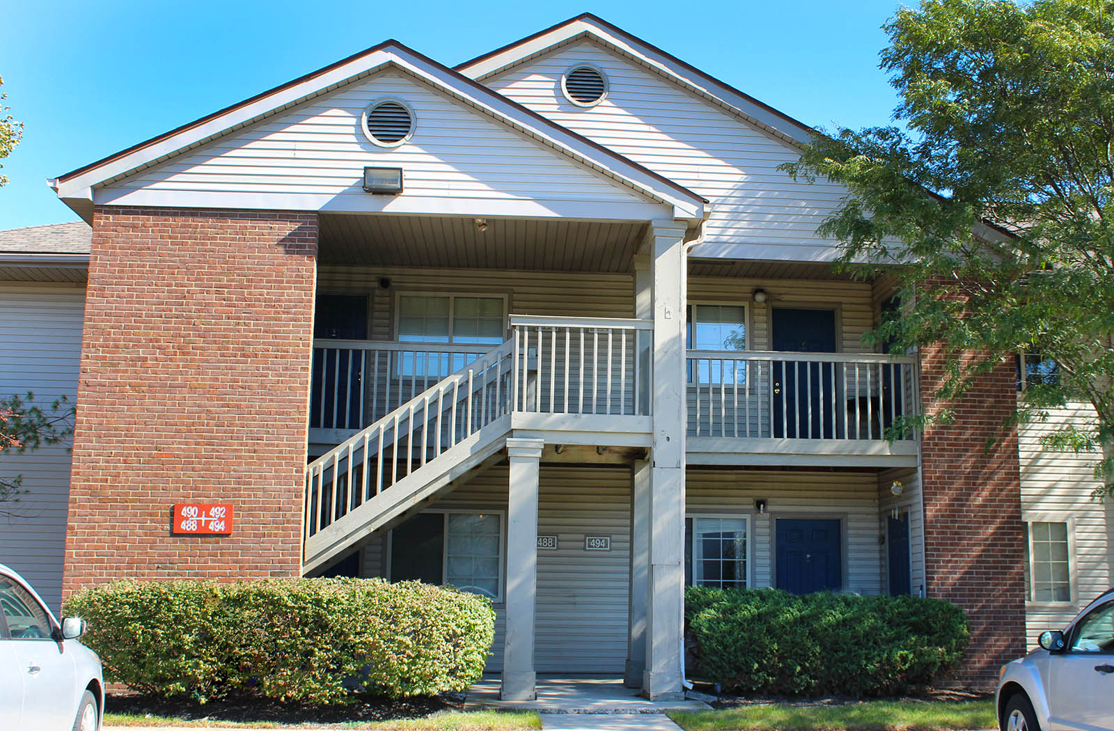 Eagle Crest Apartments Image 2