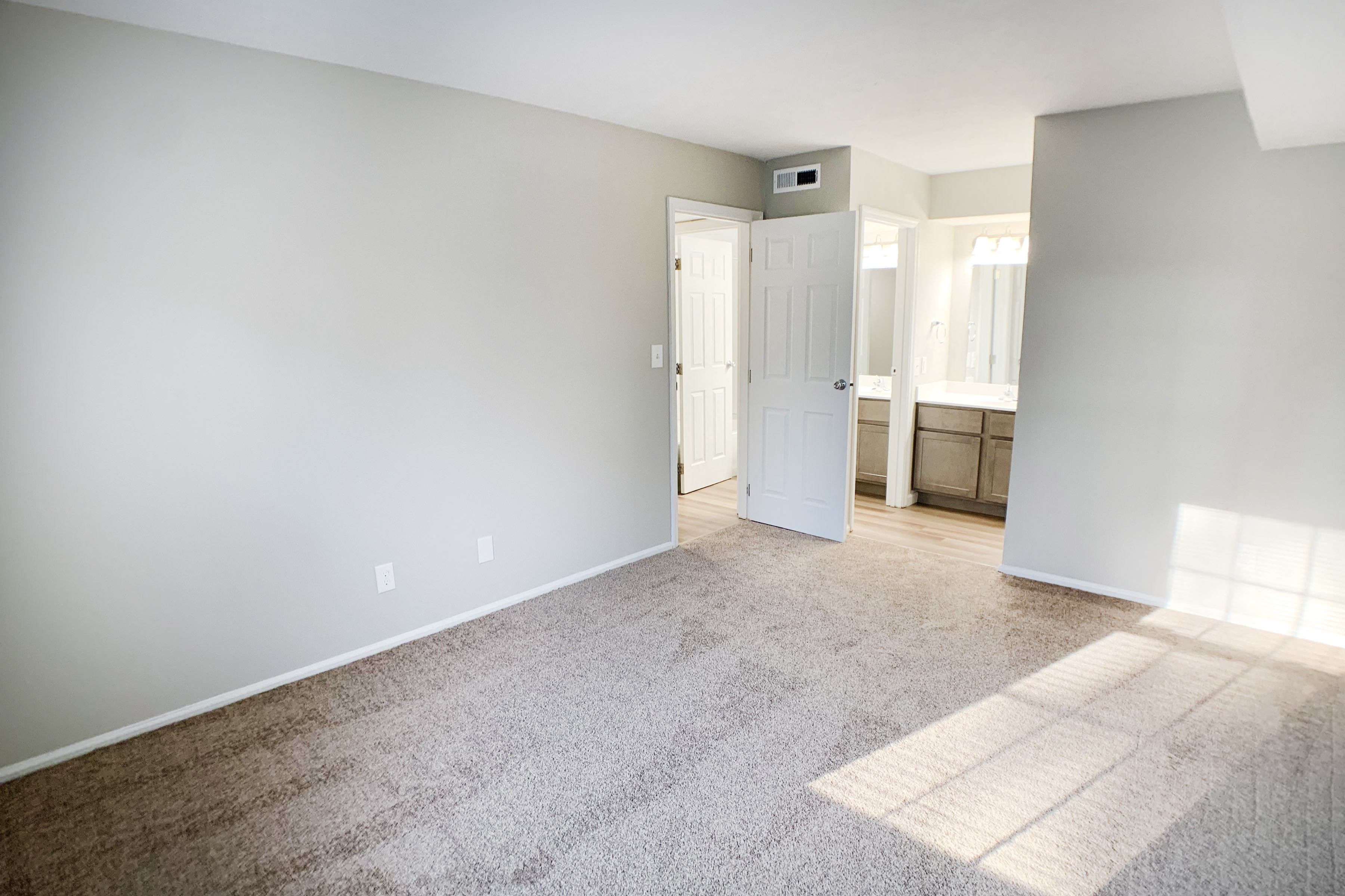 Steeplechase Apartments Image 51