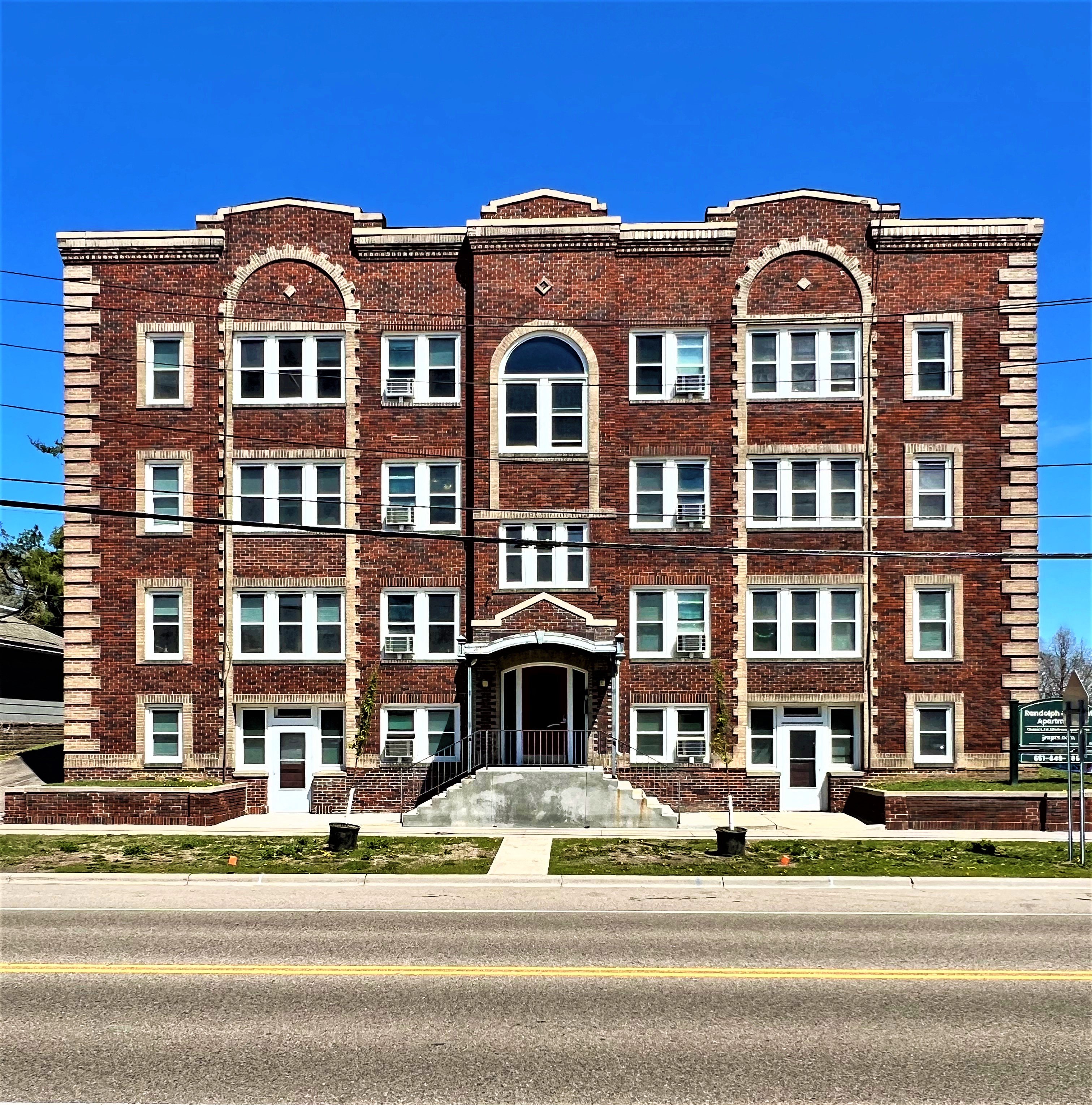 Randolph Apartments Image 5
