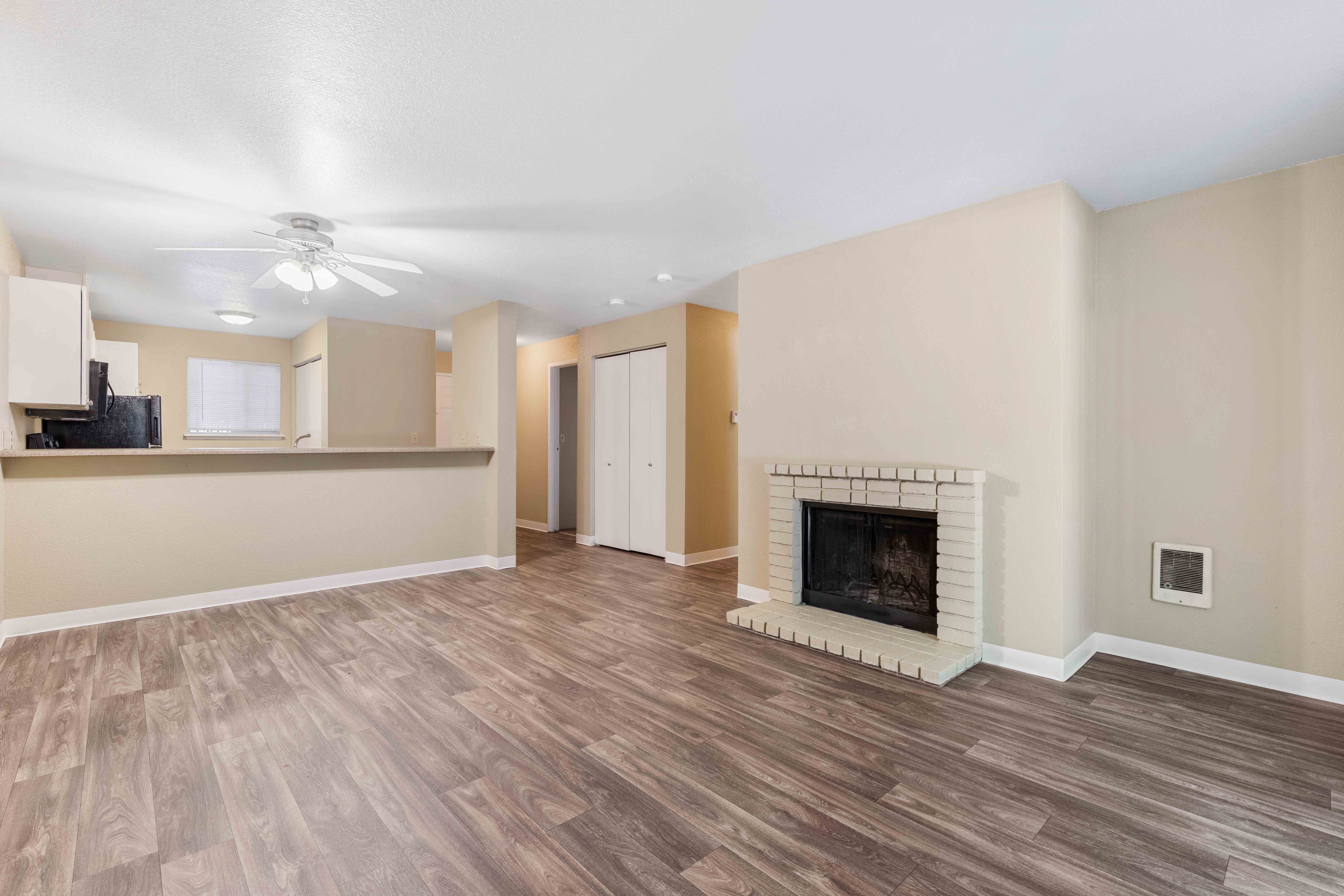 Saratoga Apartments Image 25