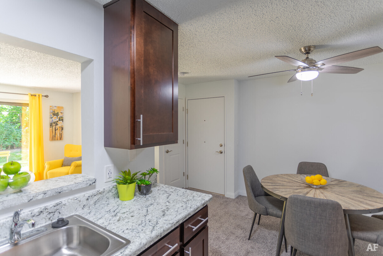 Timber Glen Apartments Image 30