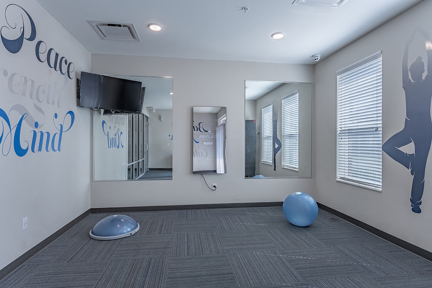 DeSales Flats Apartments* Image 4