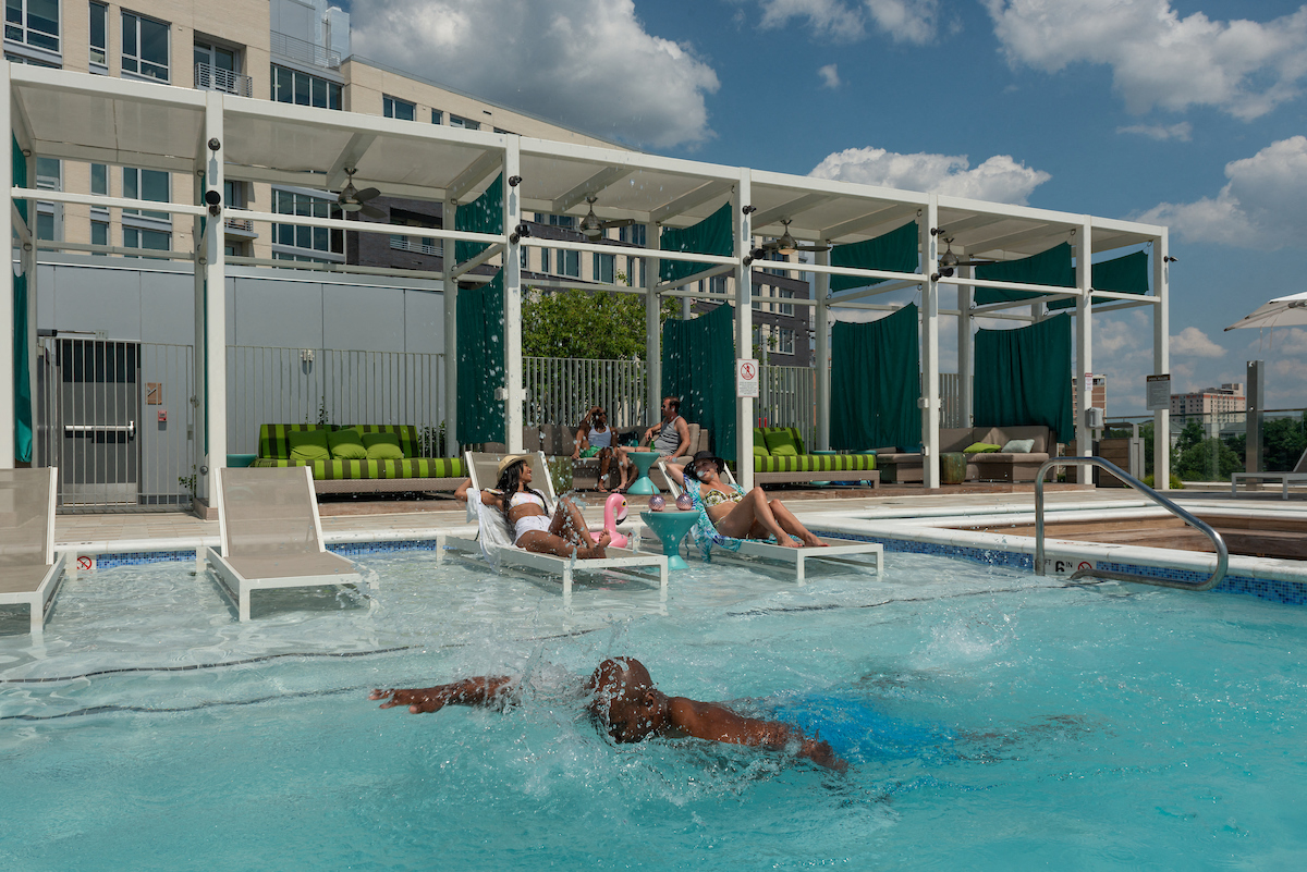 Poolside Sundeck Poolside Sundeck