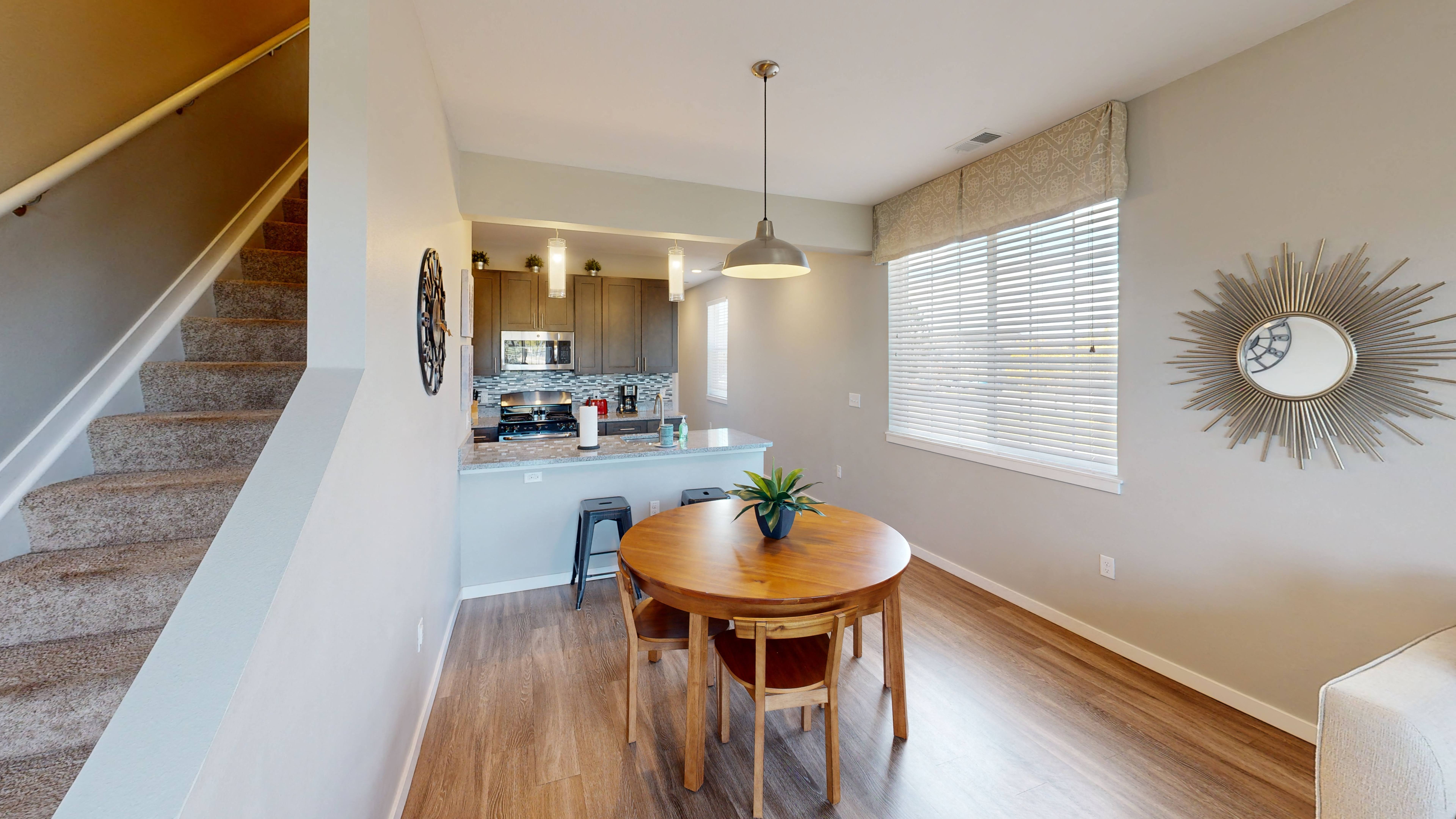 Black Feather Apartment Homes Image 1