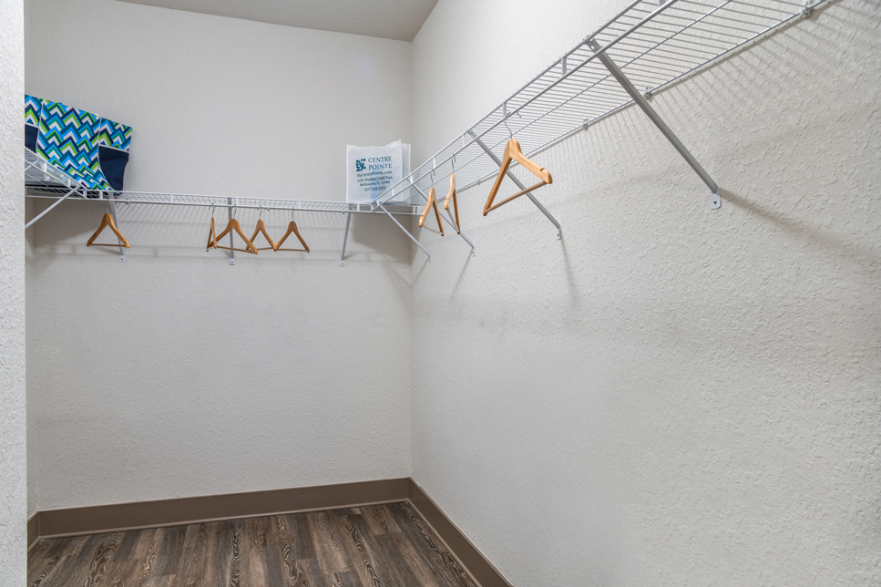 Centre Pointe Apartments Image 16