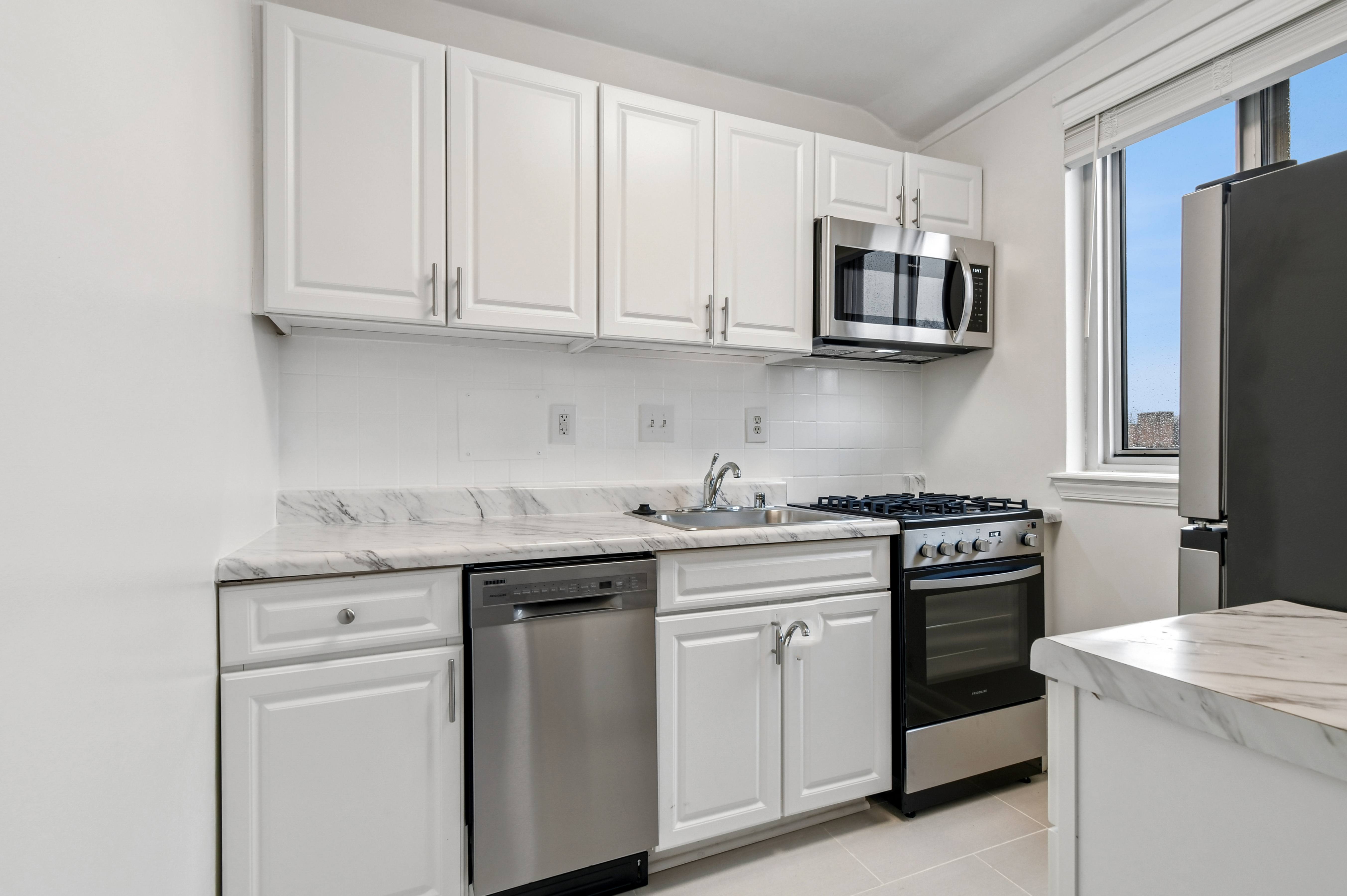 Studio A kitchen