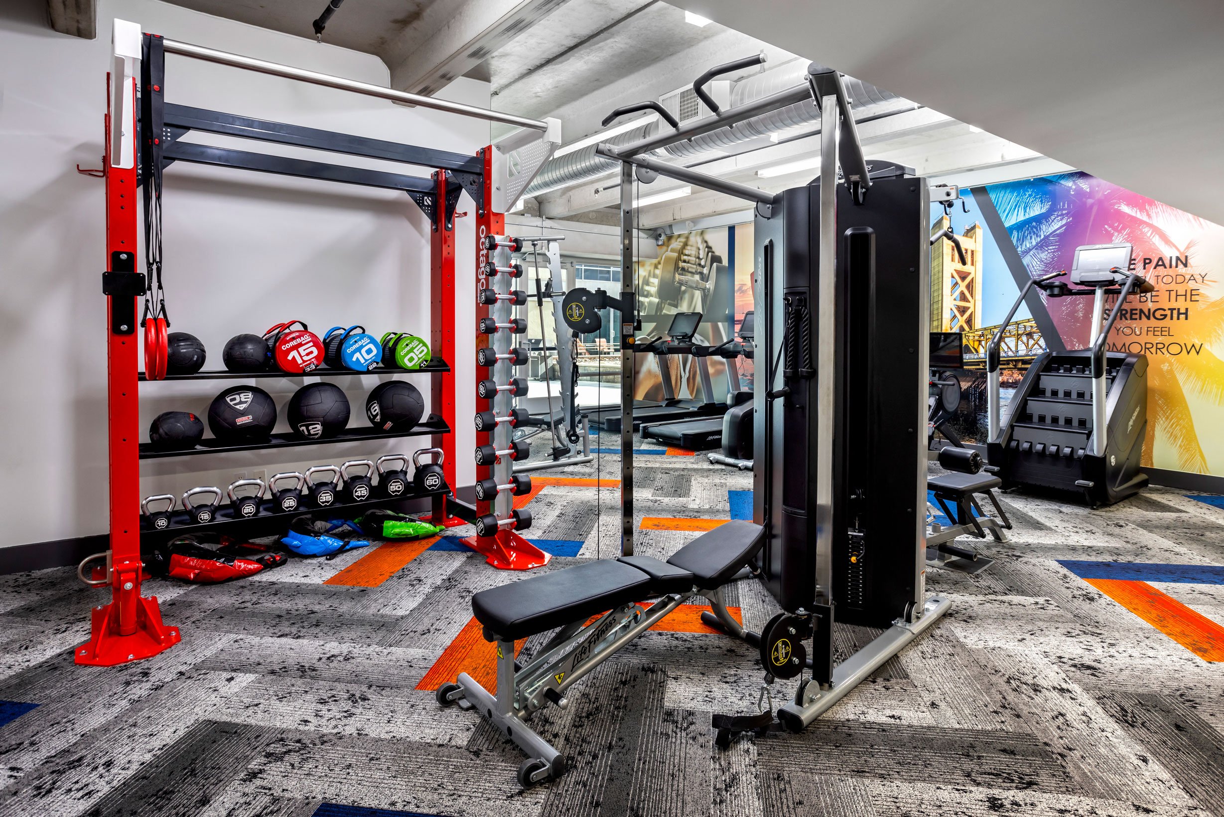 24/7 Fitness Center