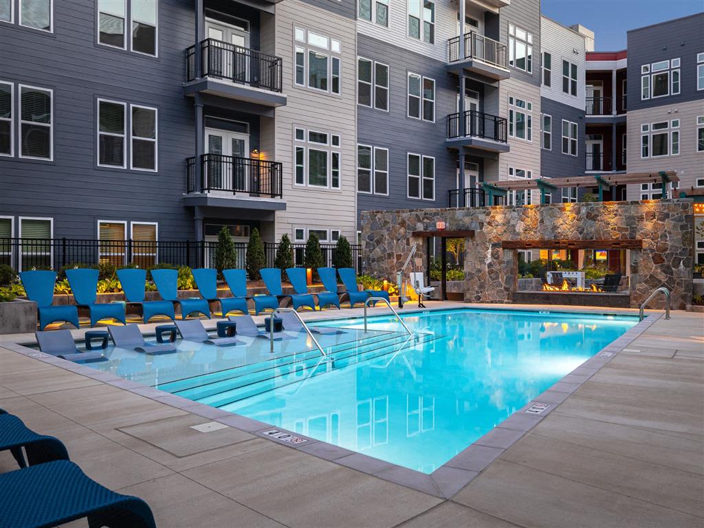 Swimming Pool with Lounge Seating Swimming Pool with Lounge Seating