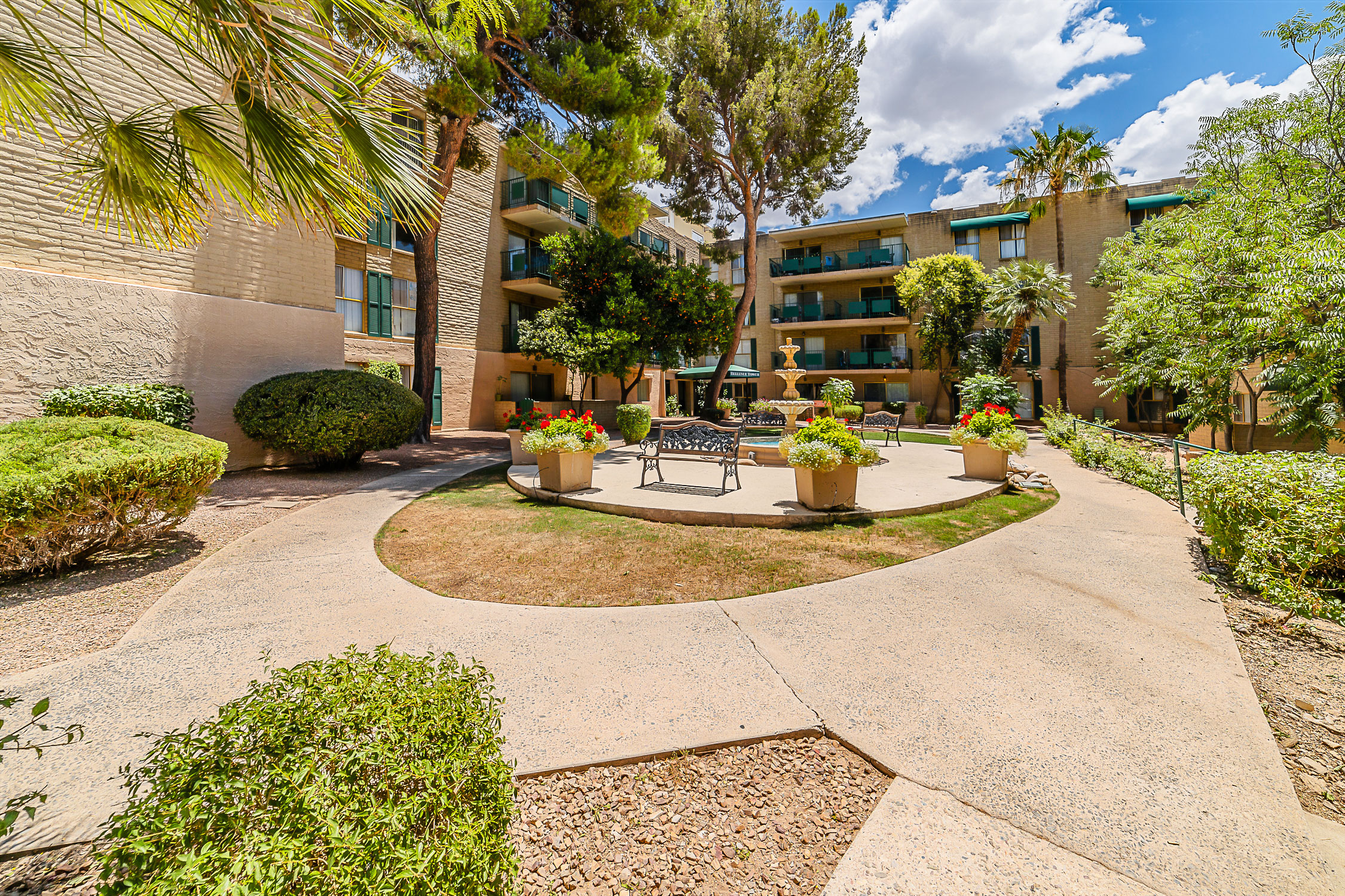 Bellevue Tower Apartments Image 2
