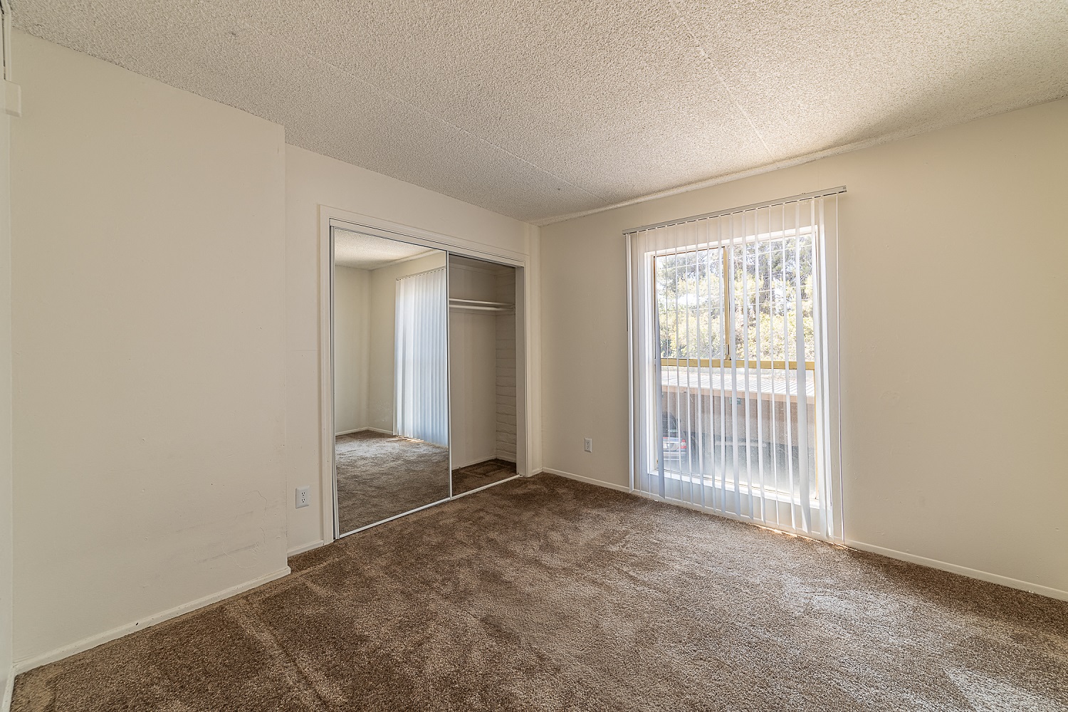 Bellevue Tower Apartments Image 17