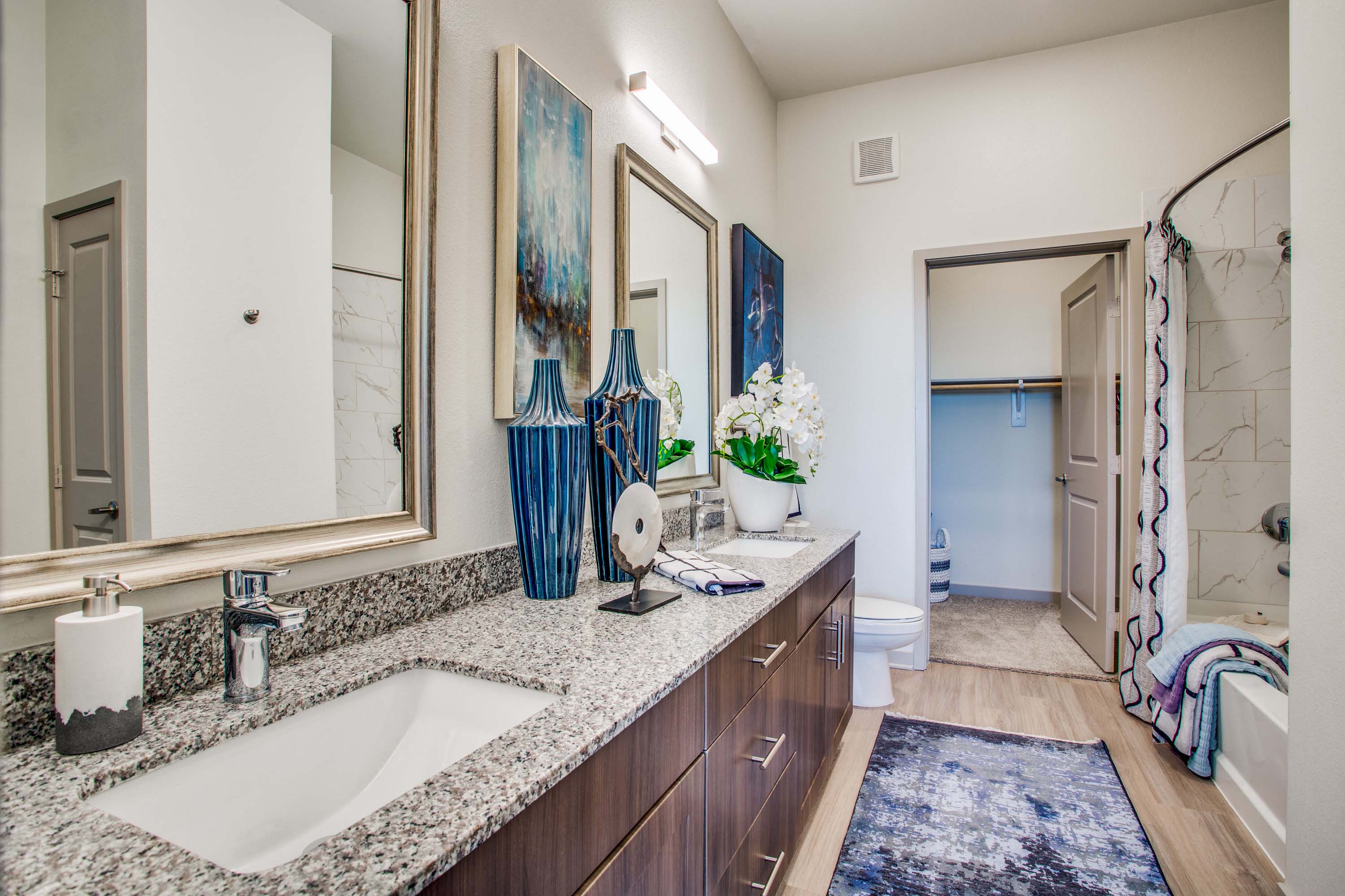 Spacious bathroom with double-vanity